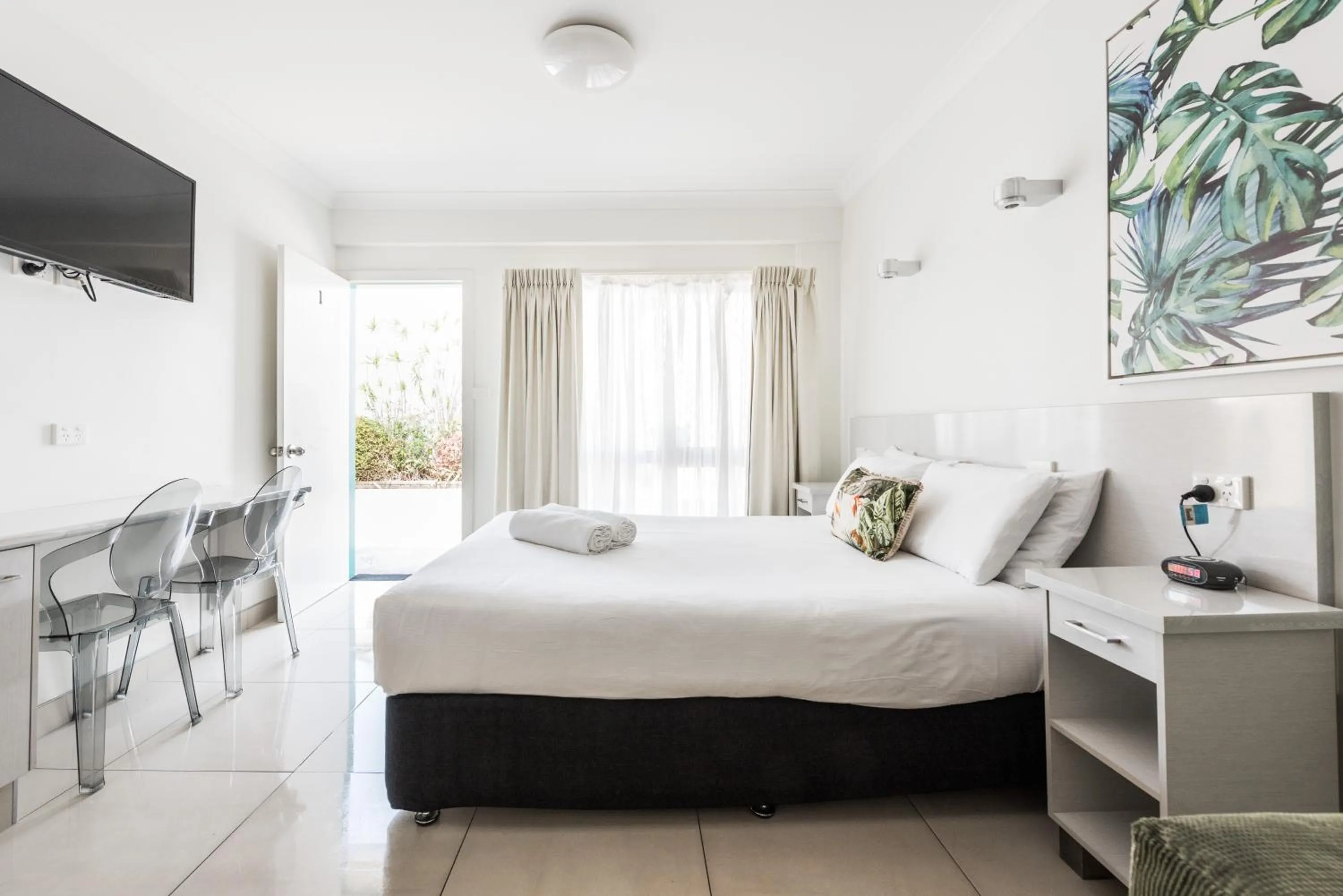 Queen Room in Hibiscus Motel