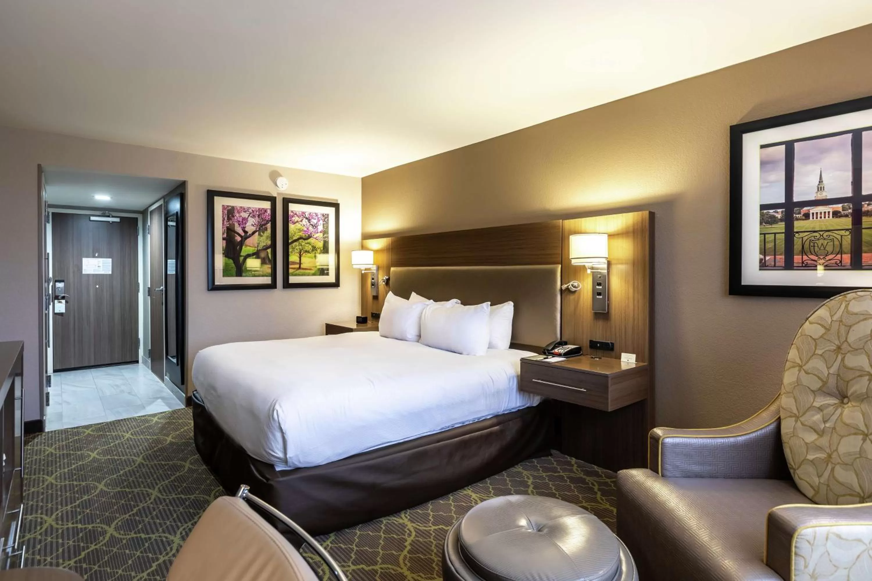 King Room in DoubleTree by Hilton Winston Salem - University, NC
