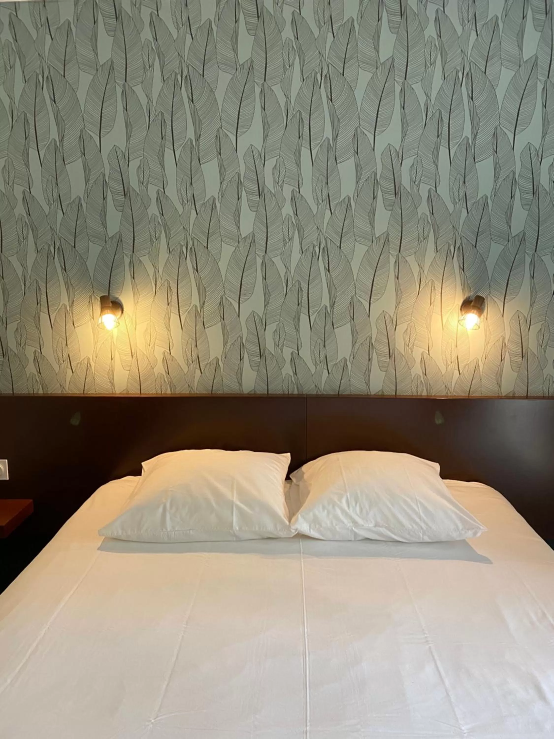 Twin Room in Ostal Pau Universite - Sure Hotel Collection by Best Western