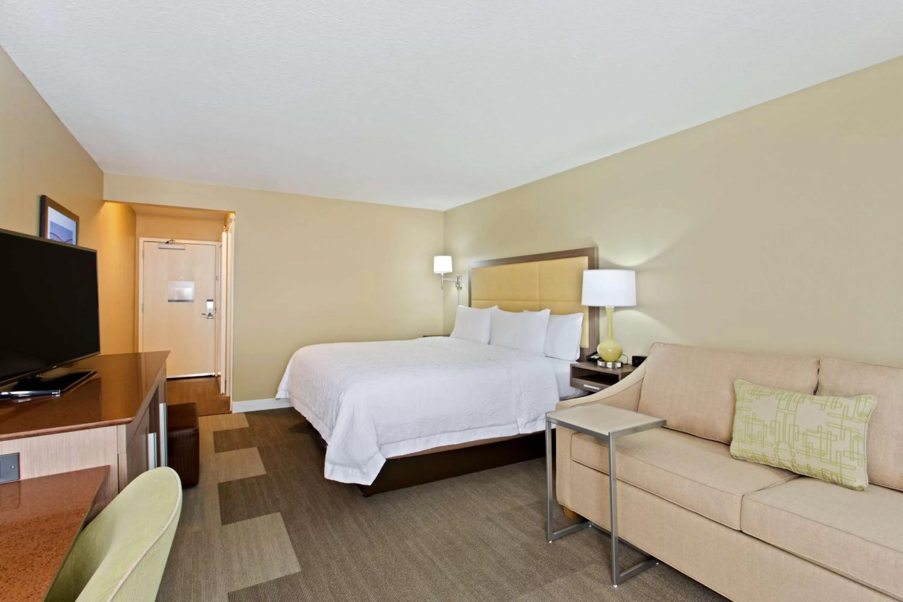 King Room with Sofa Bed - Non-Smoking in Hampton Inn Sault Ste Marie, MI