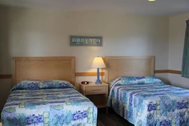 Deluxe Double Room in Pony Island Inn