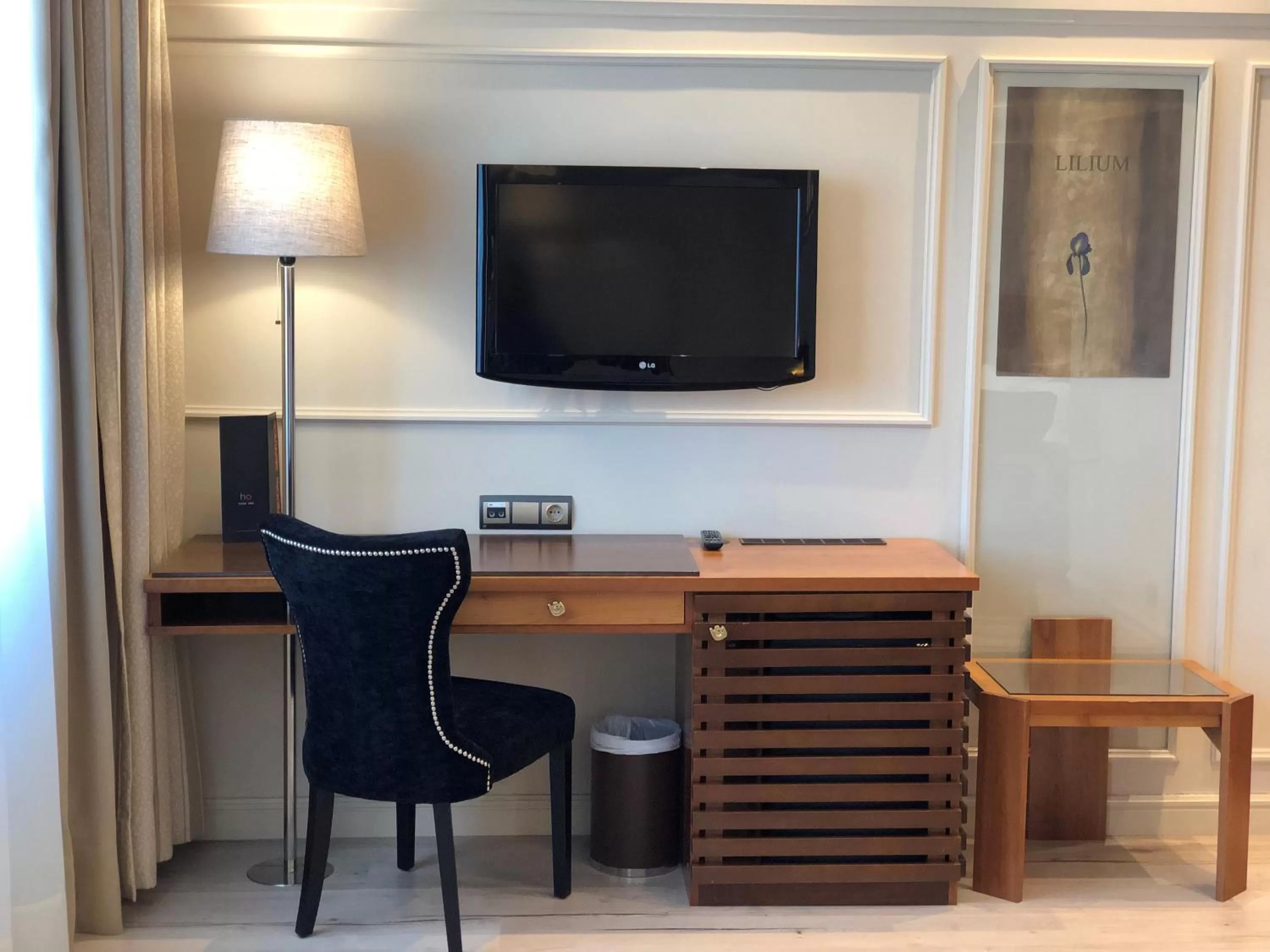 Single Room in Hotel Olid