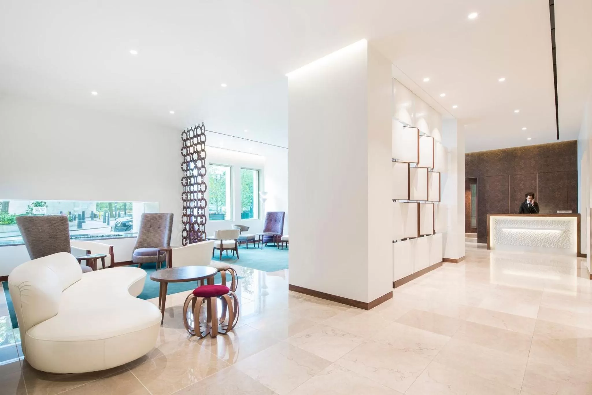 Lobby or reception in COMO Metropolitan London
