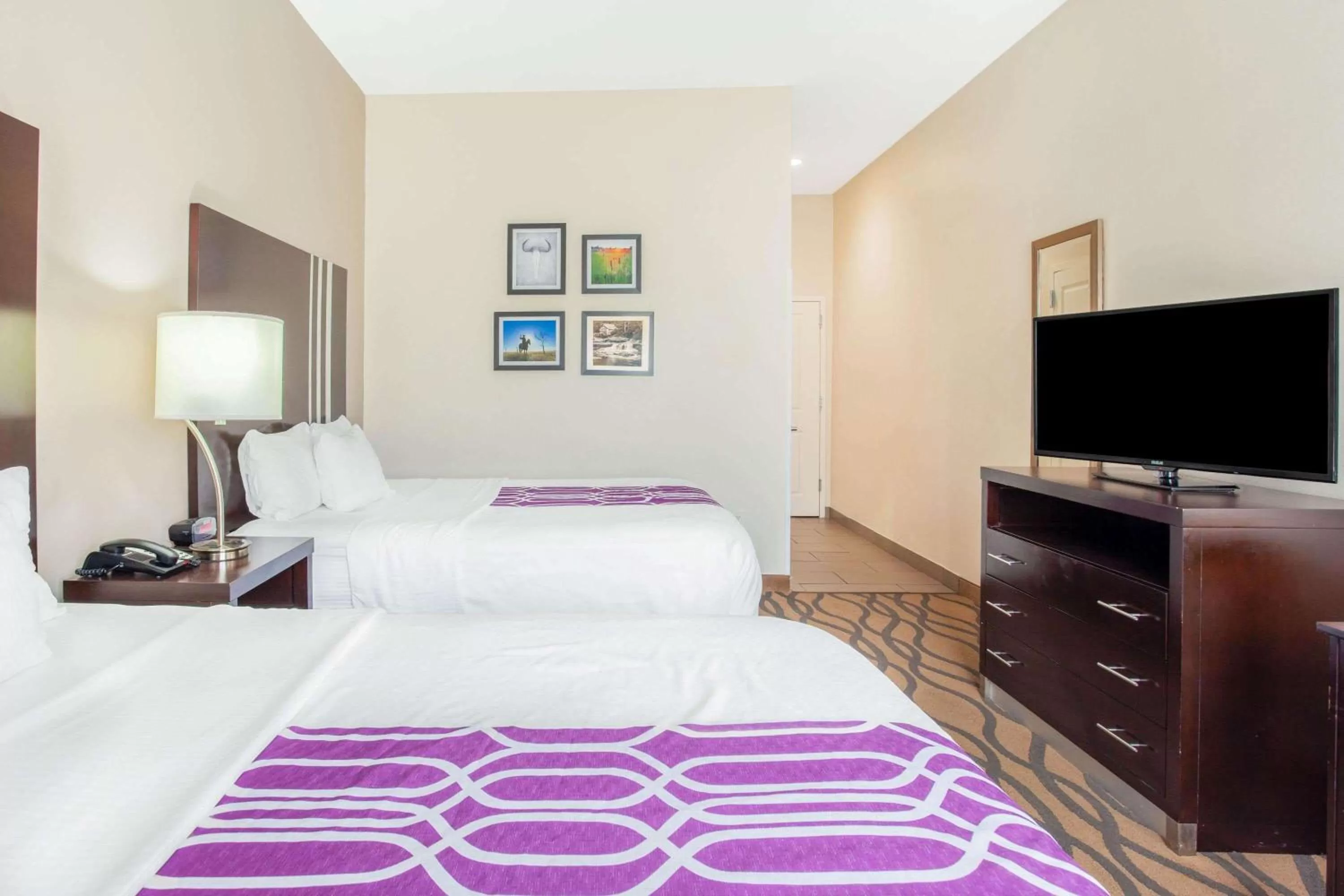 Queen Room with Two Queen Beds - Mobility Access/Non-Smoking in La Quinta by Wyndham Luling