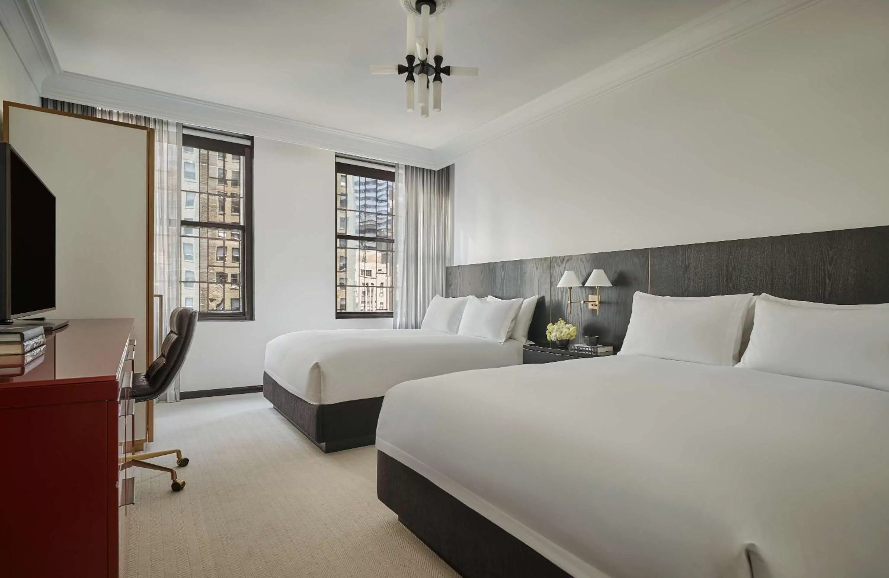 Accessible 2 Queen Guestroom in Pendry Chicago