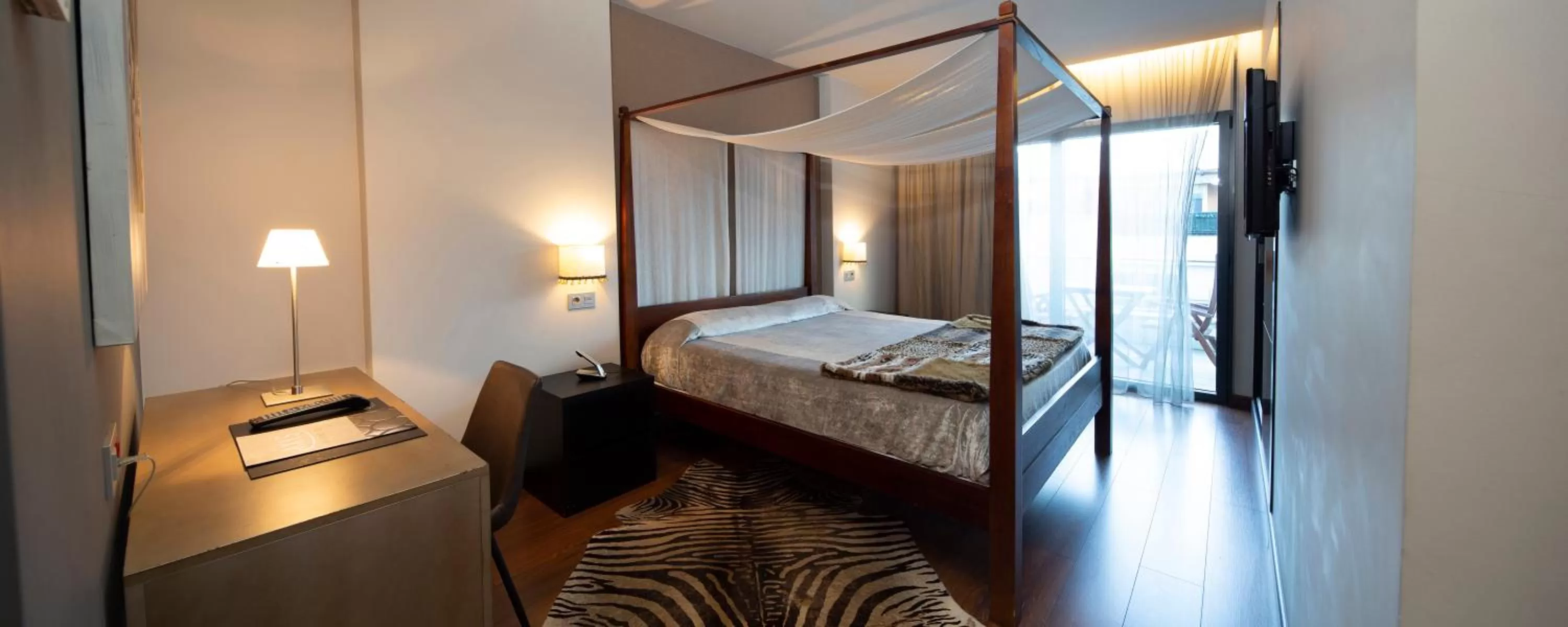 Double or Twin Room with Terrace in Silken Axis Vigo