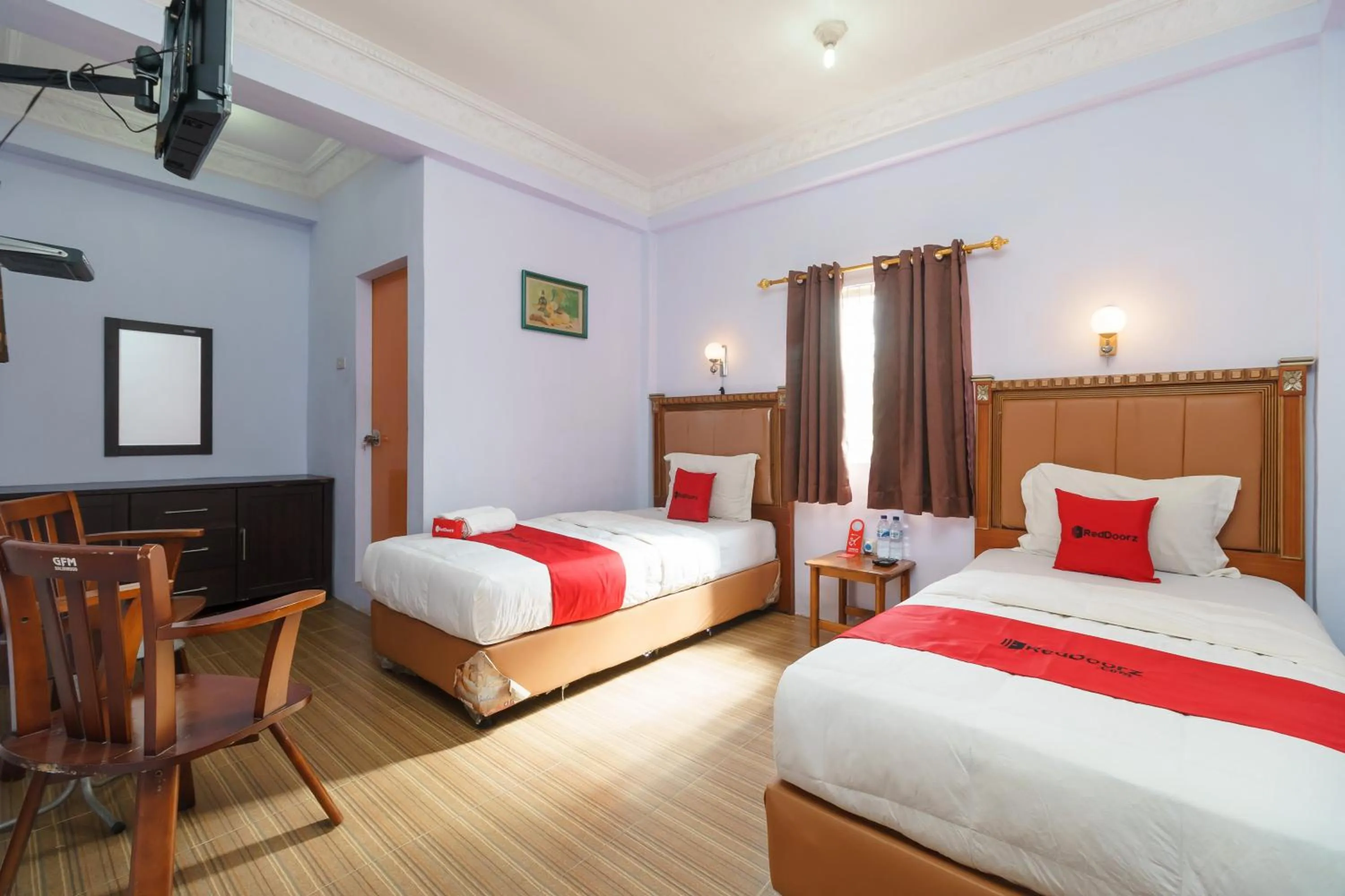 Twin Room in RedDoorz at Sedayu 1 Parapat