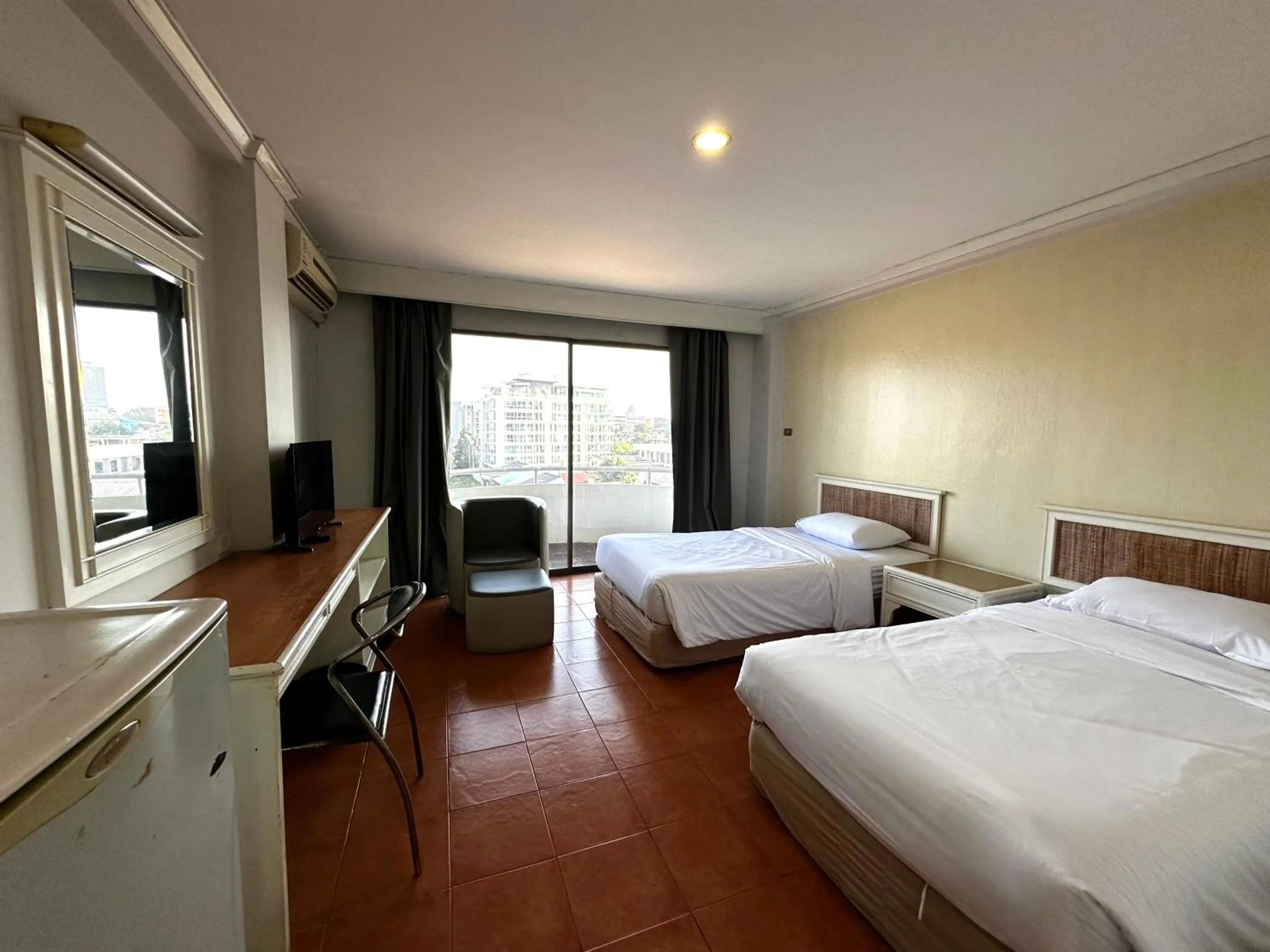 Standard Twin Room in Garden Paradise