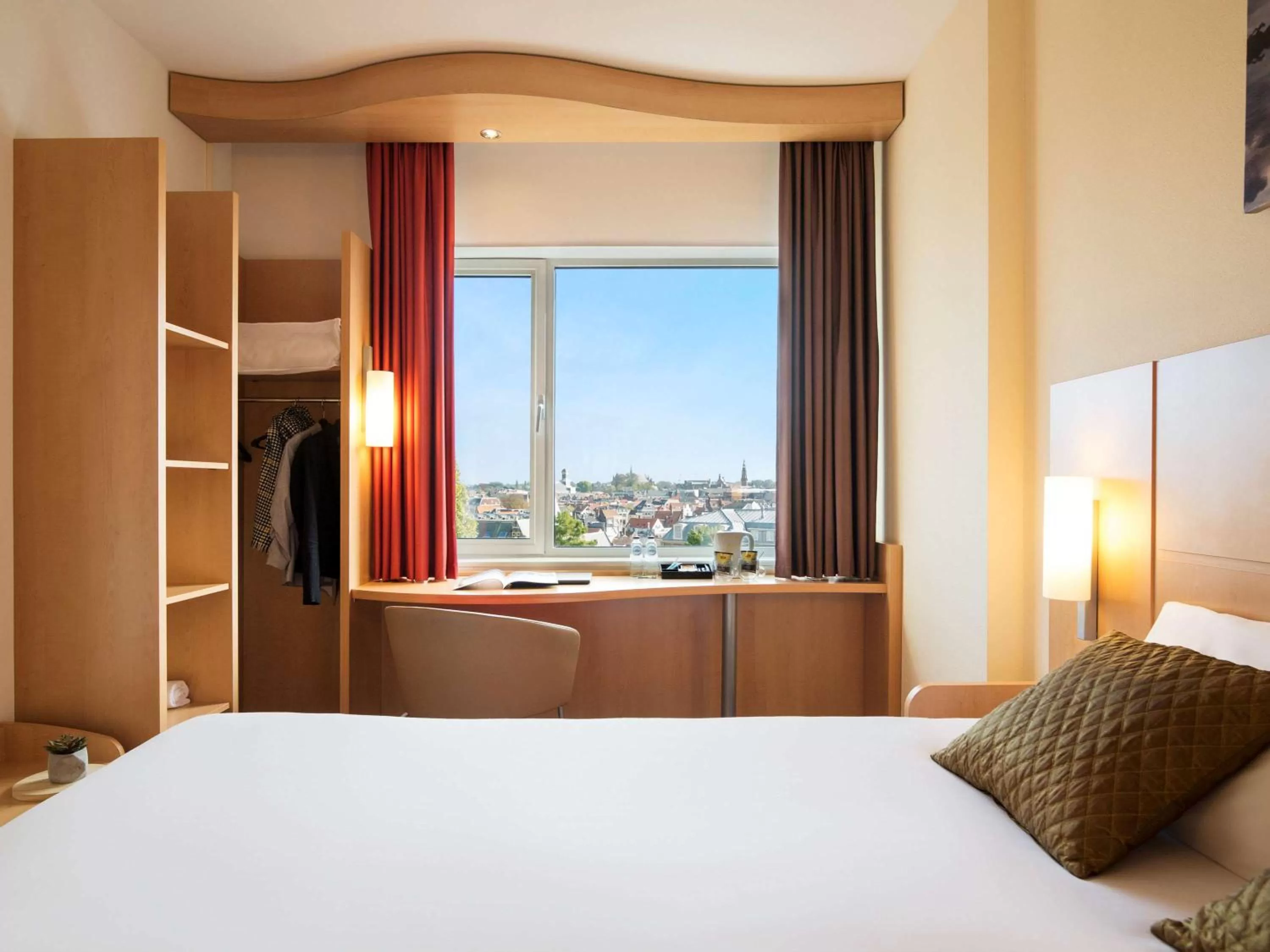 Standard Single Room - single occupancy in ibis Leiden Centre