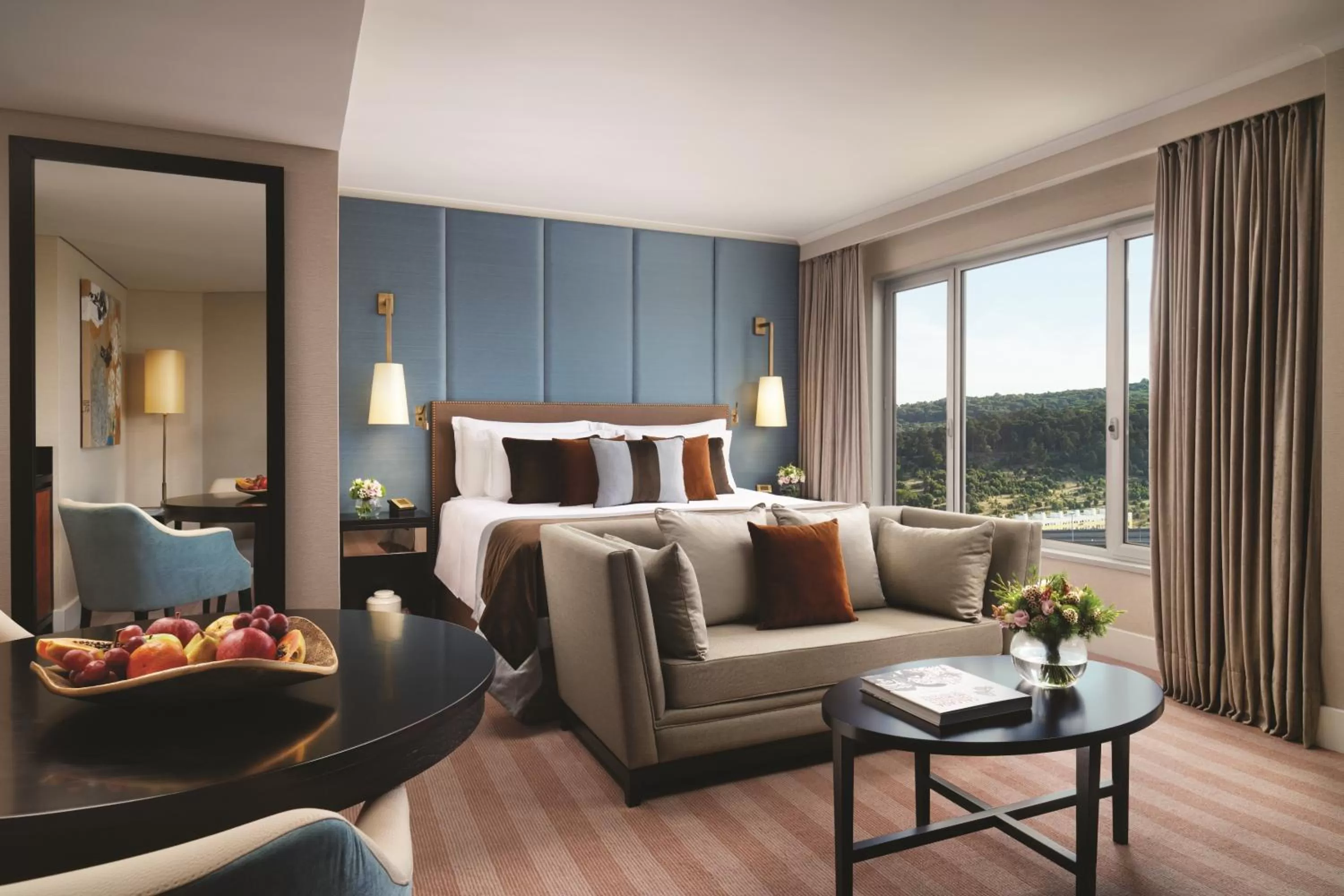 Junior Suite with Park View in Corinthia Lisbon