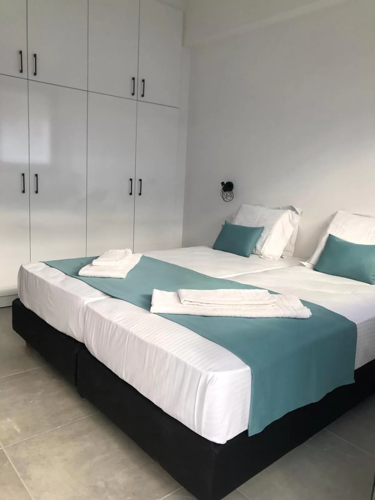 Standard Twin Room in Evita's Luxury Apartments