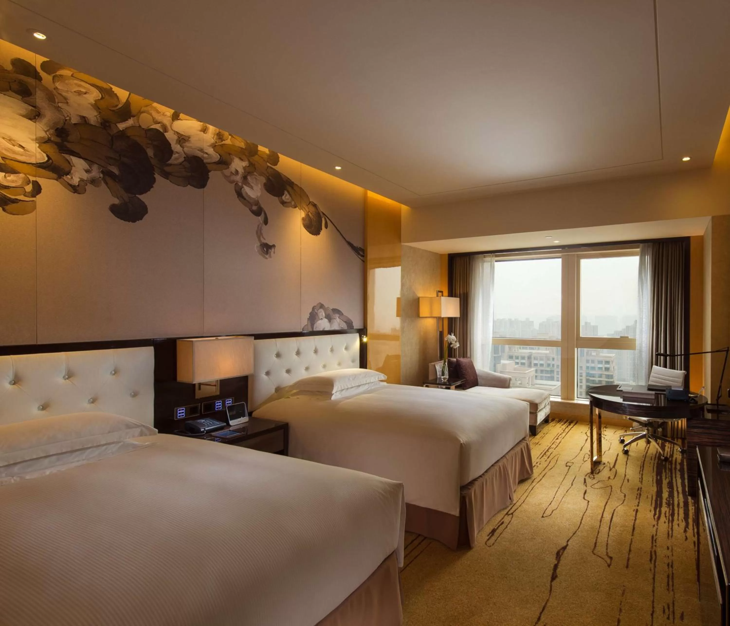 Grand Deluxe Twin Room in Hilton Zhengzhou