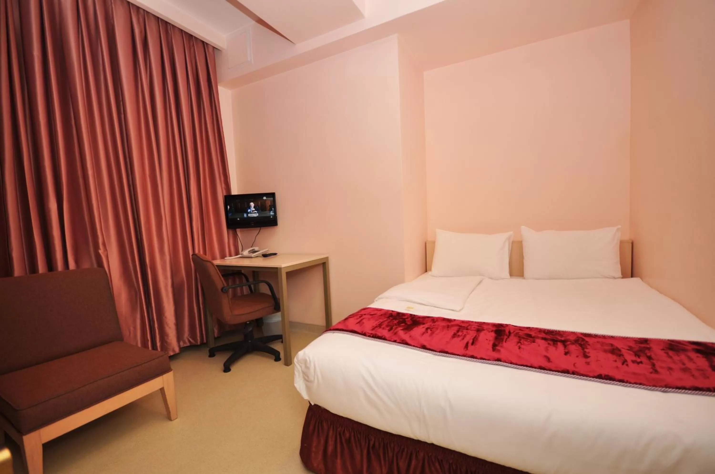 Economy Room in Han Hotel