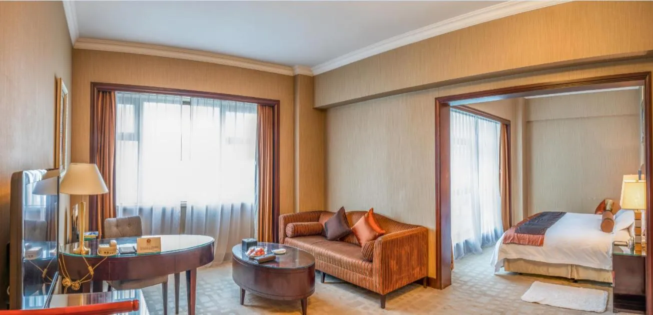 Business King Size Bed Room in Grand International Hotel