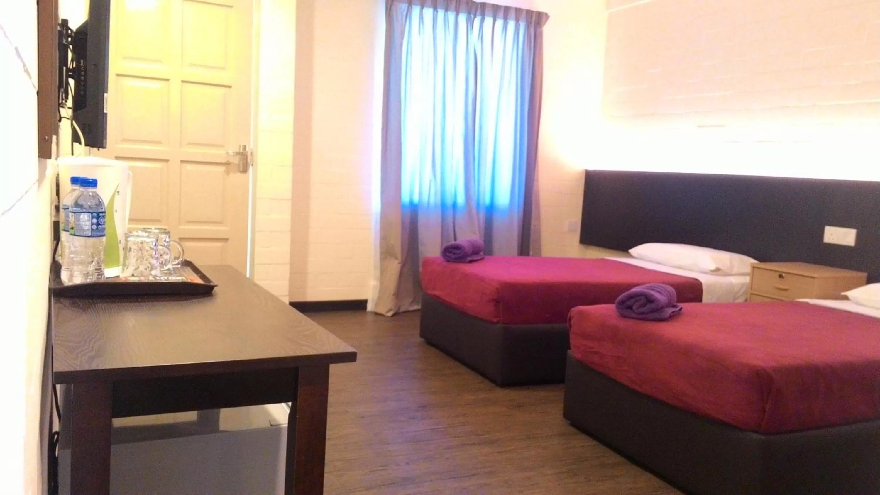 Standard Twin Room in Sayy Haa Inn