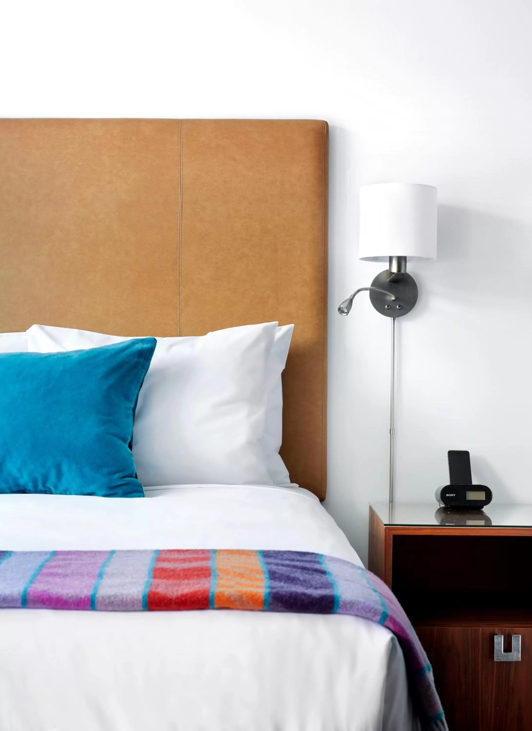 Standard Queen Room in The Burrard