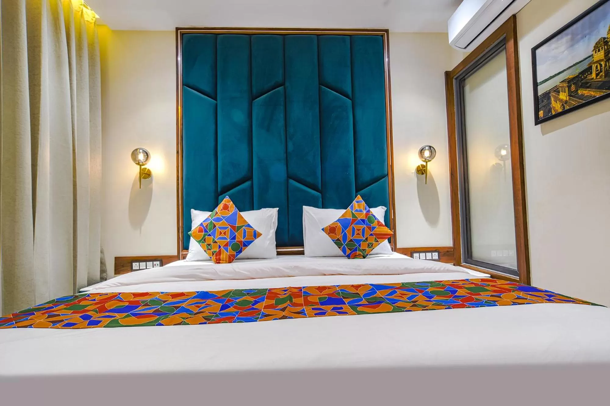 Deluxe Room - single occupancy in FabHotel Benchmark