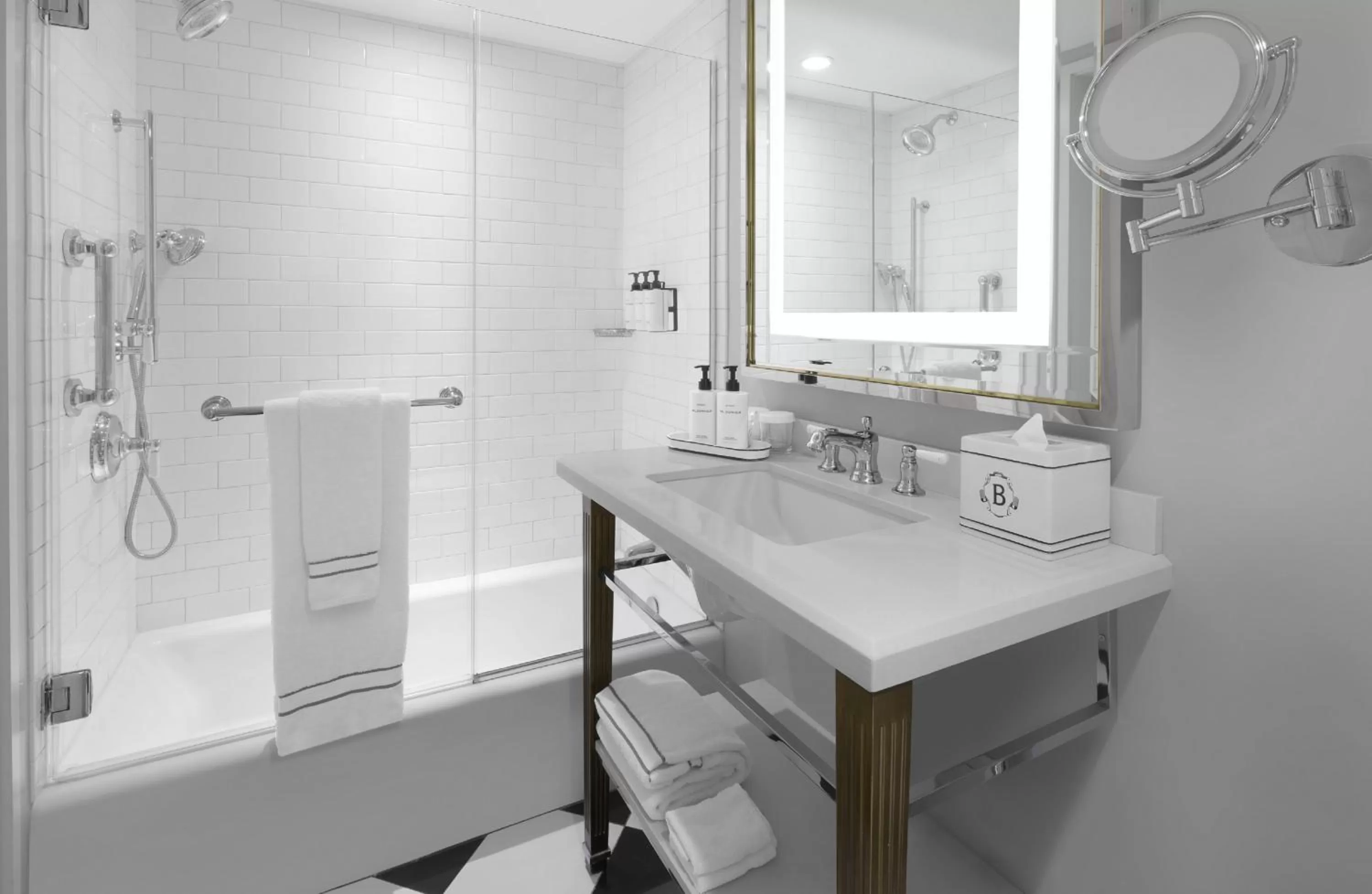 Classic King Room - High Floor in InterContinental New York Barclay Hotel by IHG