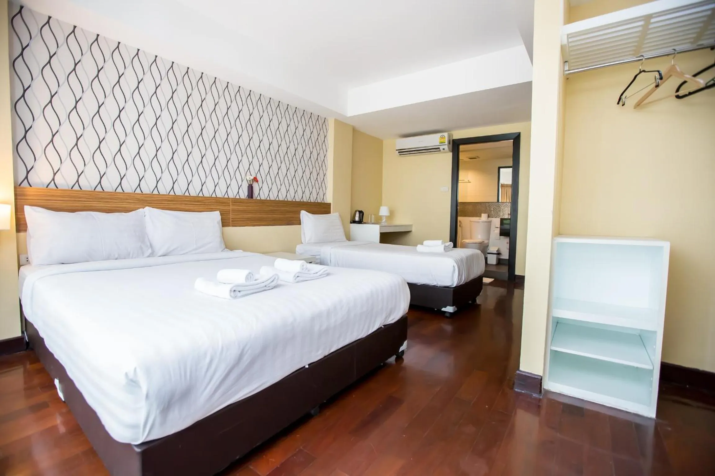 Deluxe Triple Room in Snooze Hotel Thonglor Bangkok