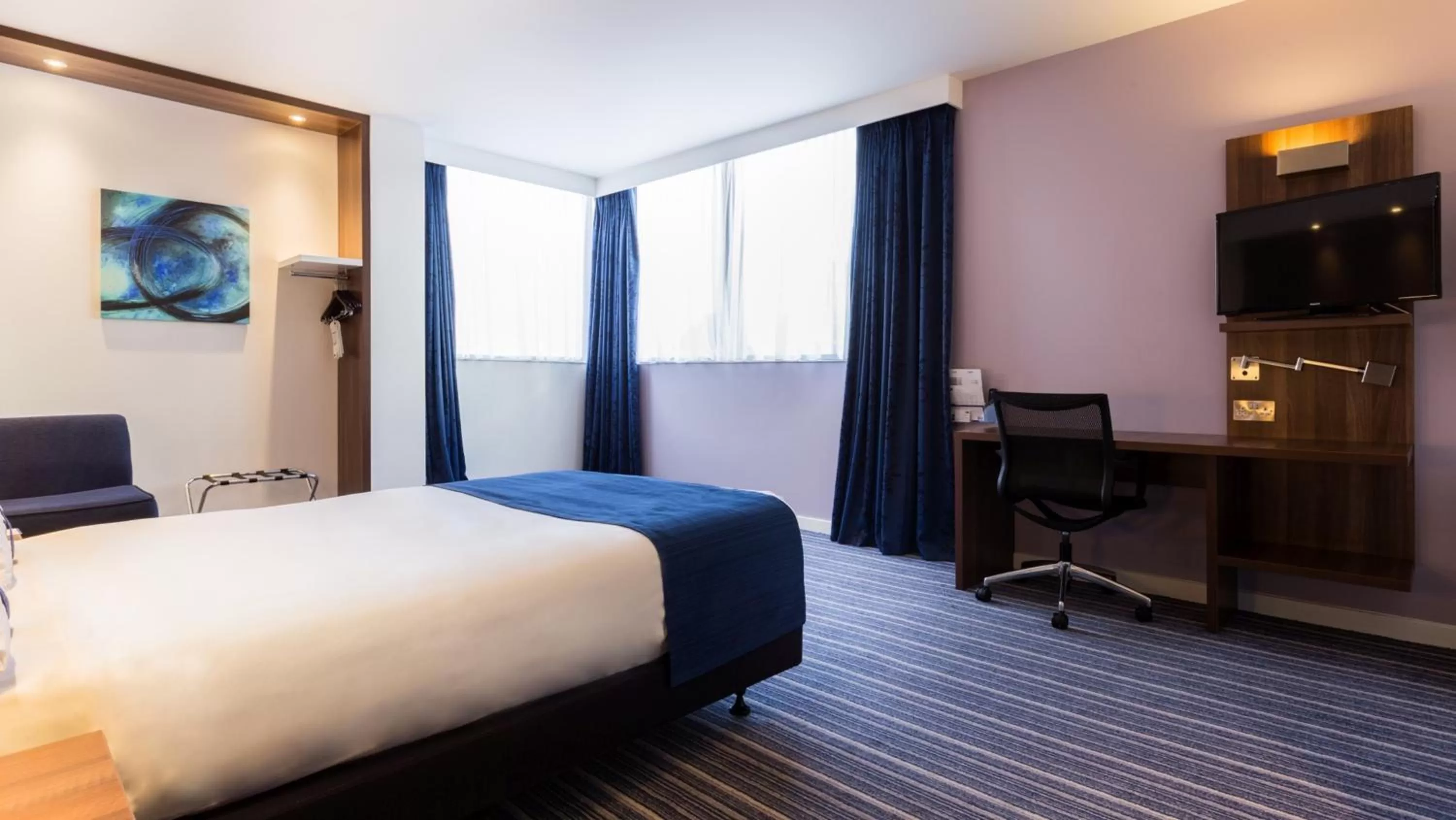 Double Room with Free Hot Breakfast - Accessible in Holiday Inn Express Wakefield, an IHG Hotel