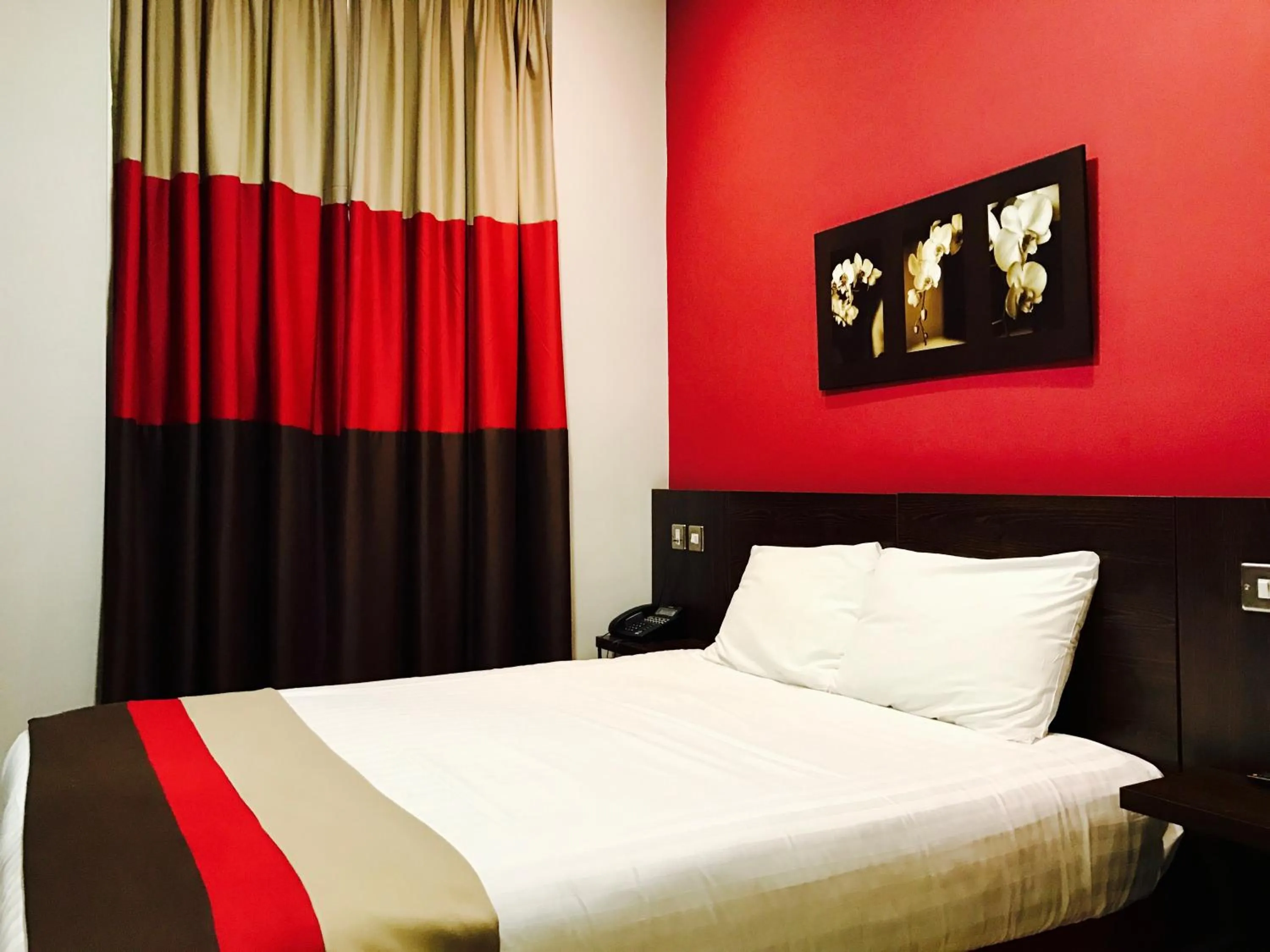 Deluxe Double Room in Royal Cambridge Hotel