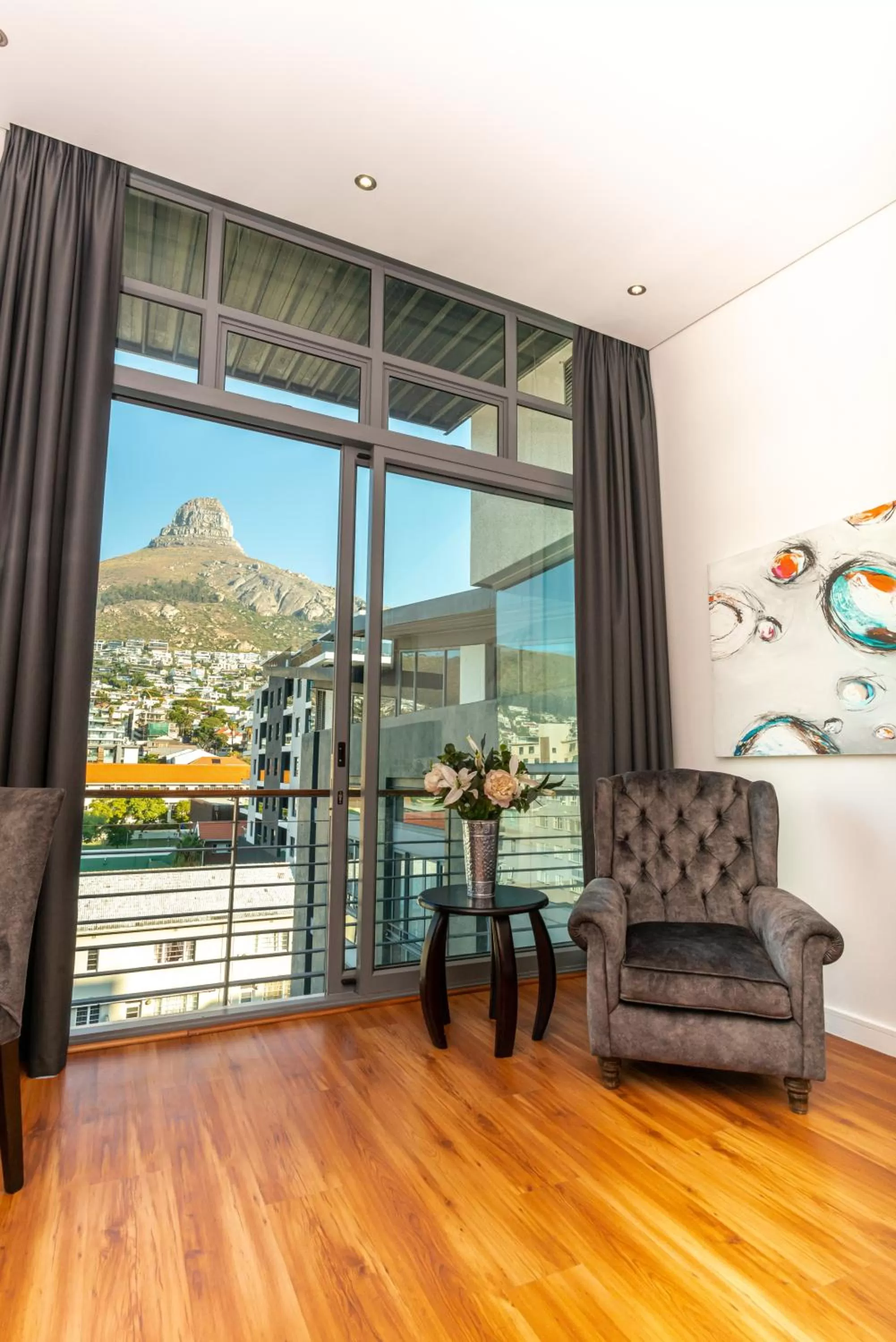 Twin Room with Mountain View in Newkings Boutique Hotel