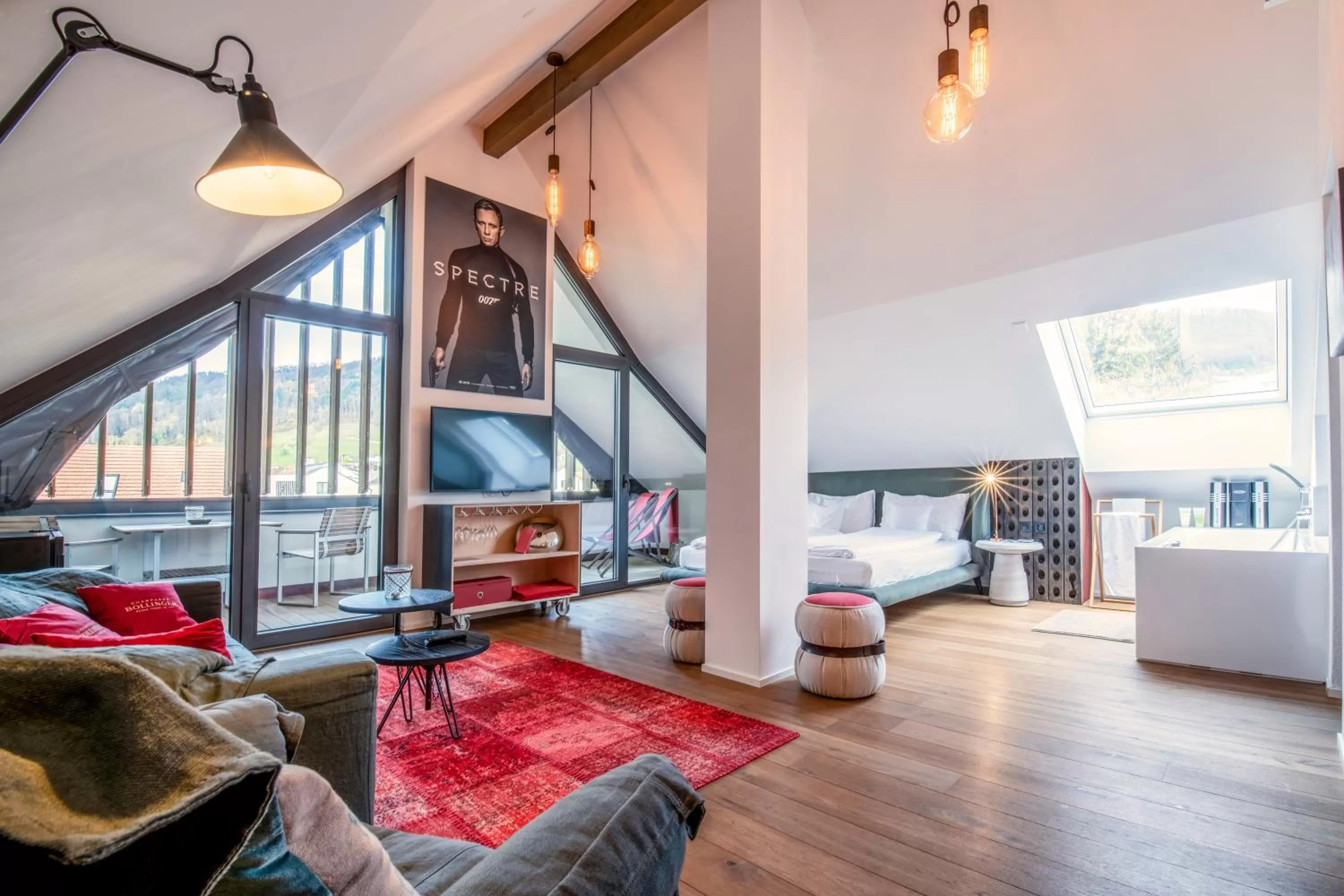 Theme Suite  "Champagne" in Hirschen Erlinsbach Swiss Quality