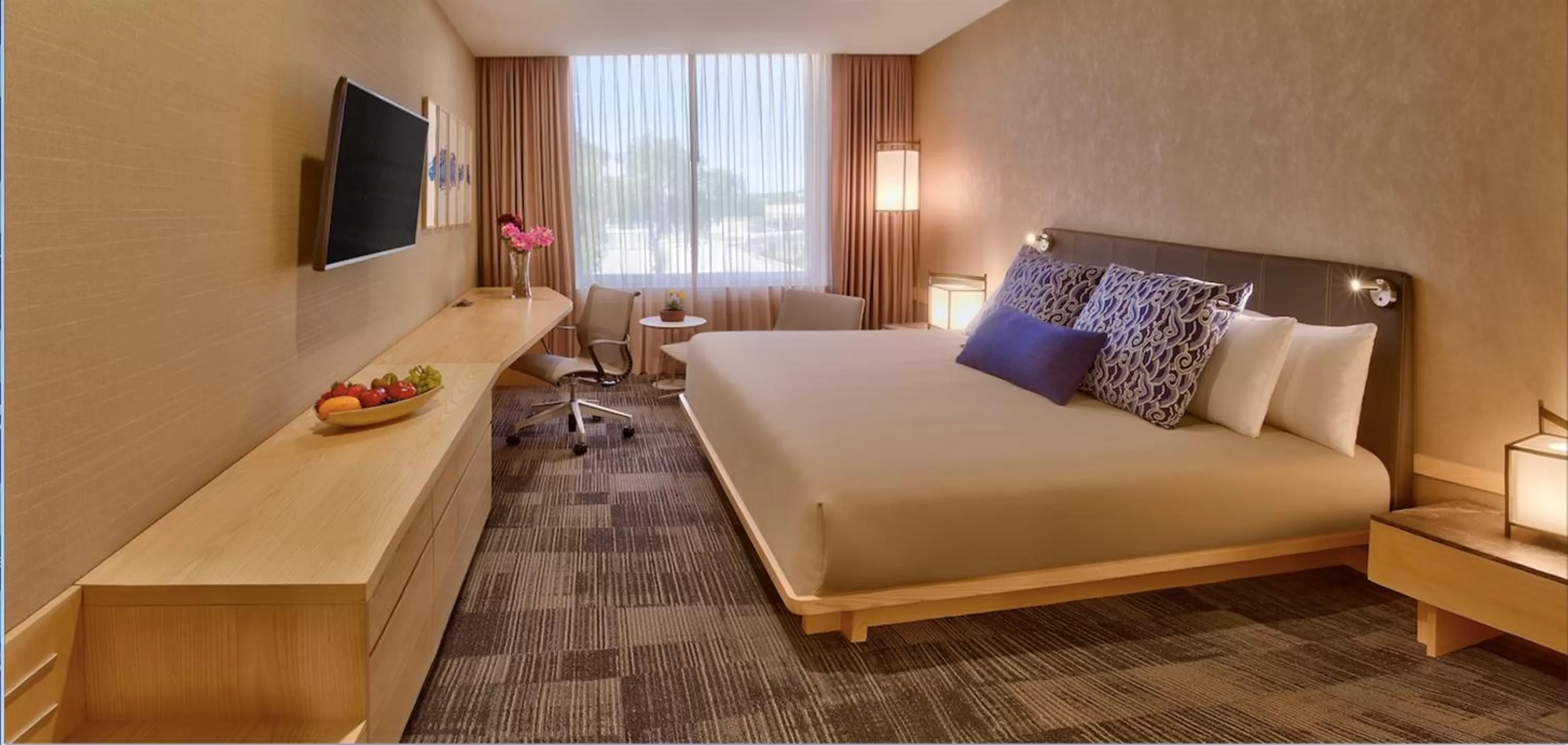 Deluxe King Room in Galeria Plaza Irapuato