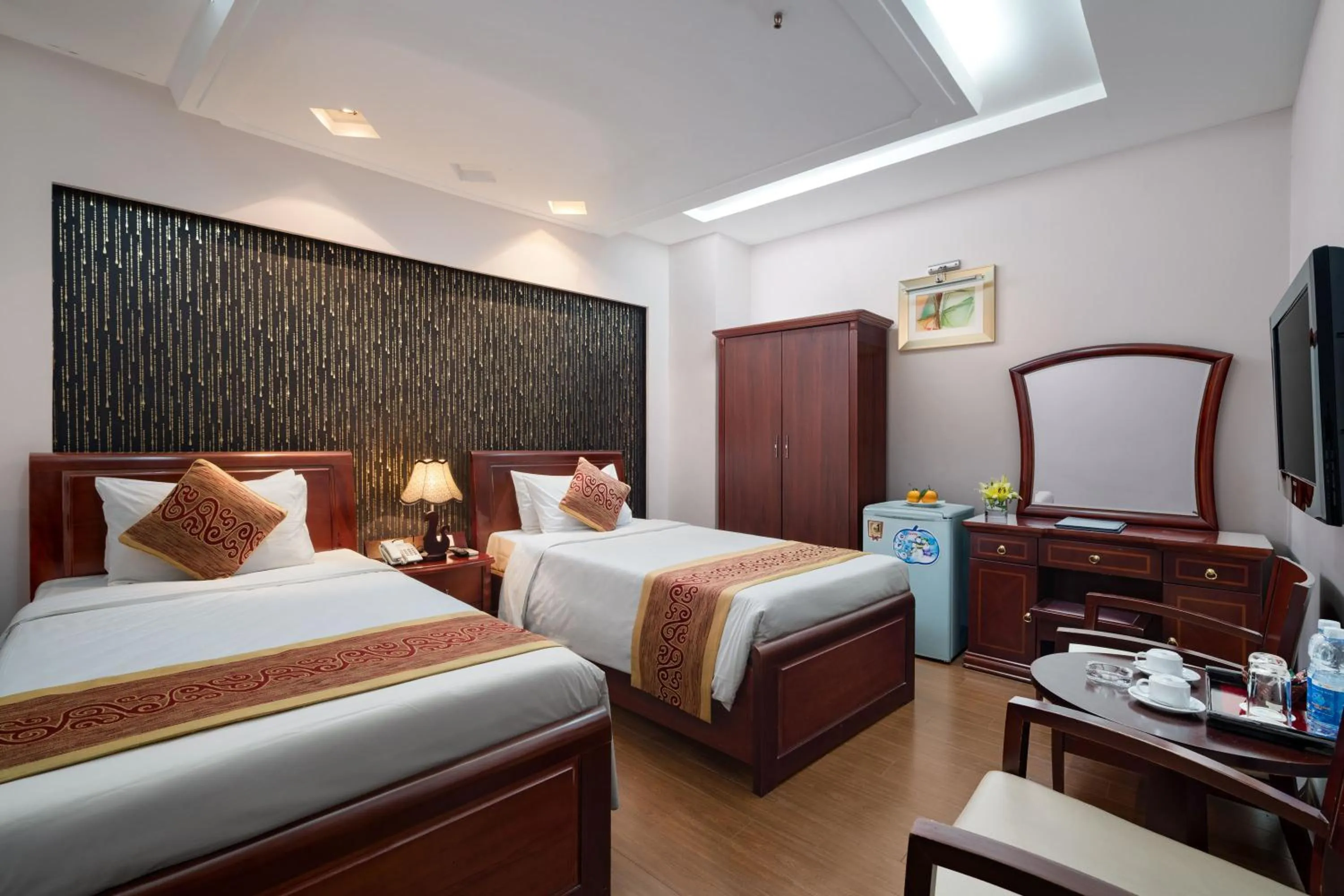 Deluxe Room - single occupancy in Lakeside Palace Hotel