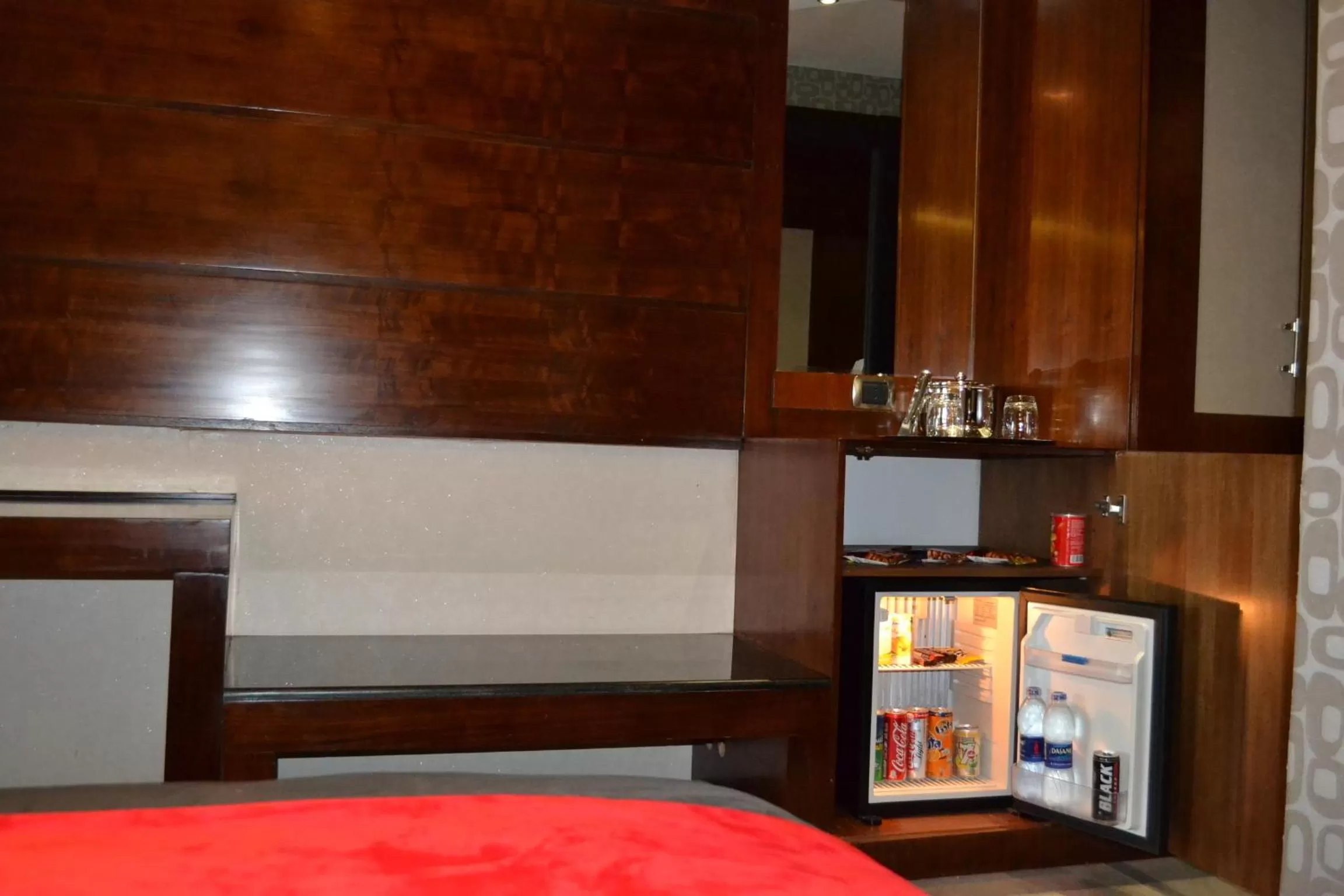 Deluxe Room in Sun City Hotel - The Gabriel