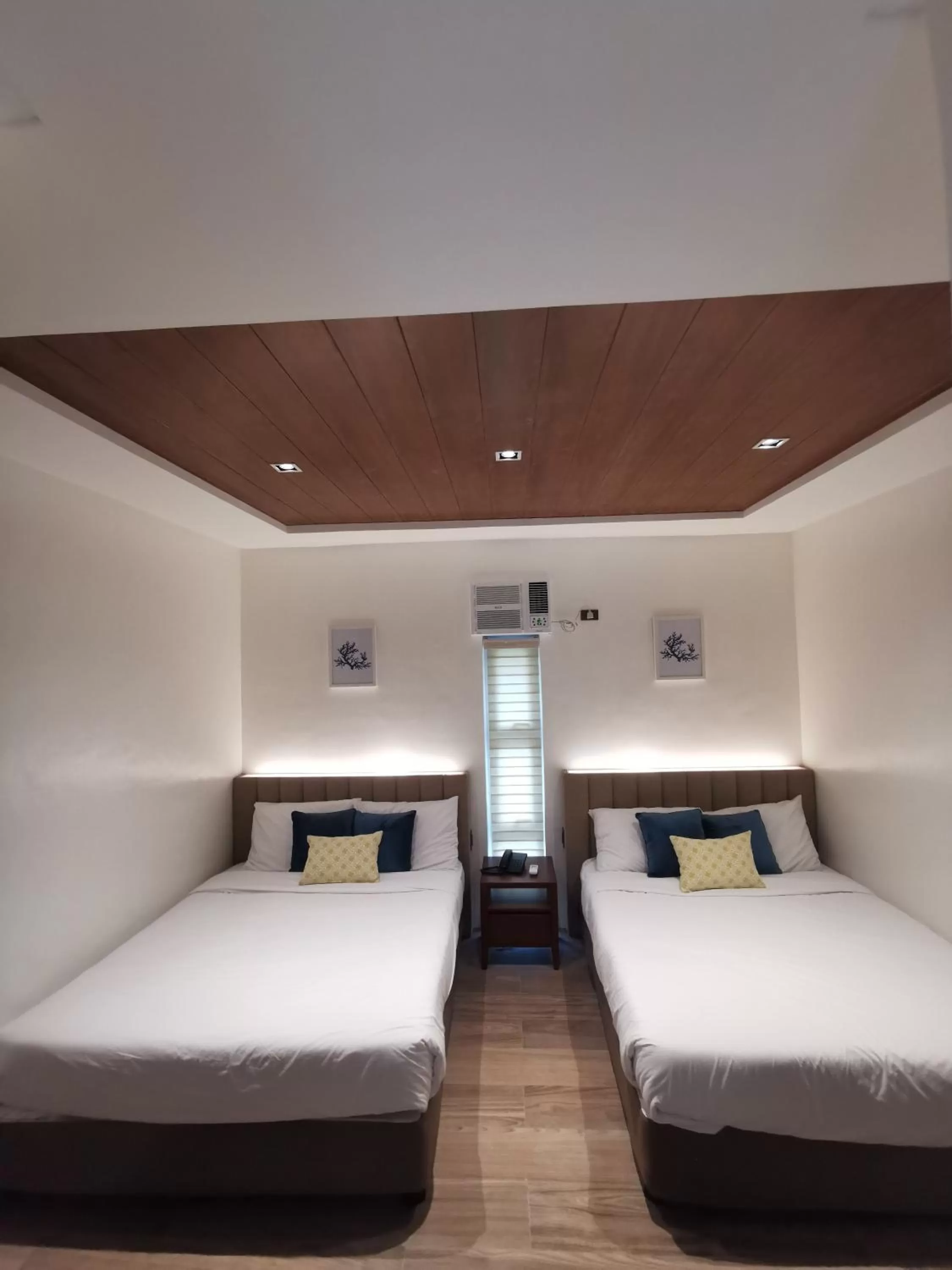 Deluxe Studio in Tagaytay Country Hotel