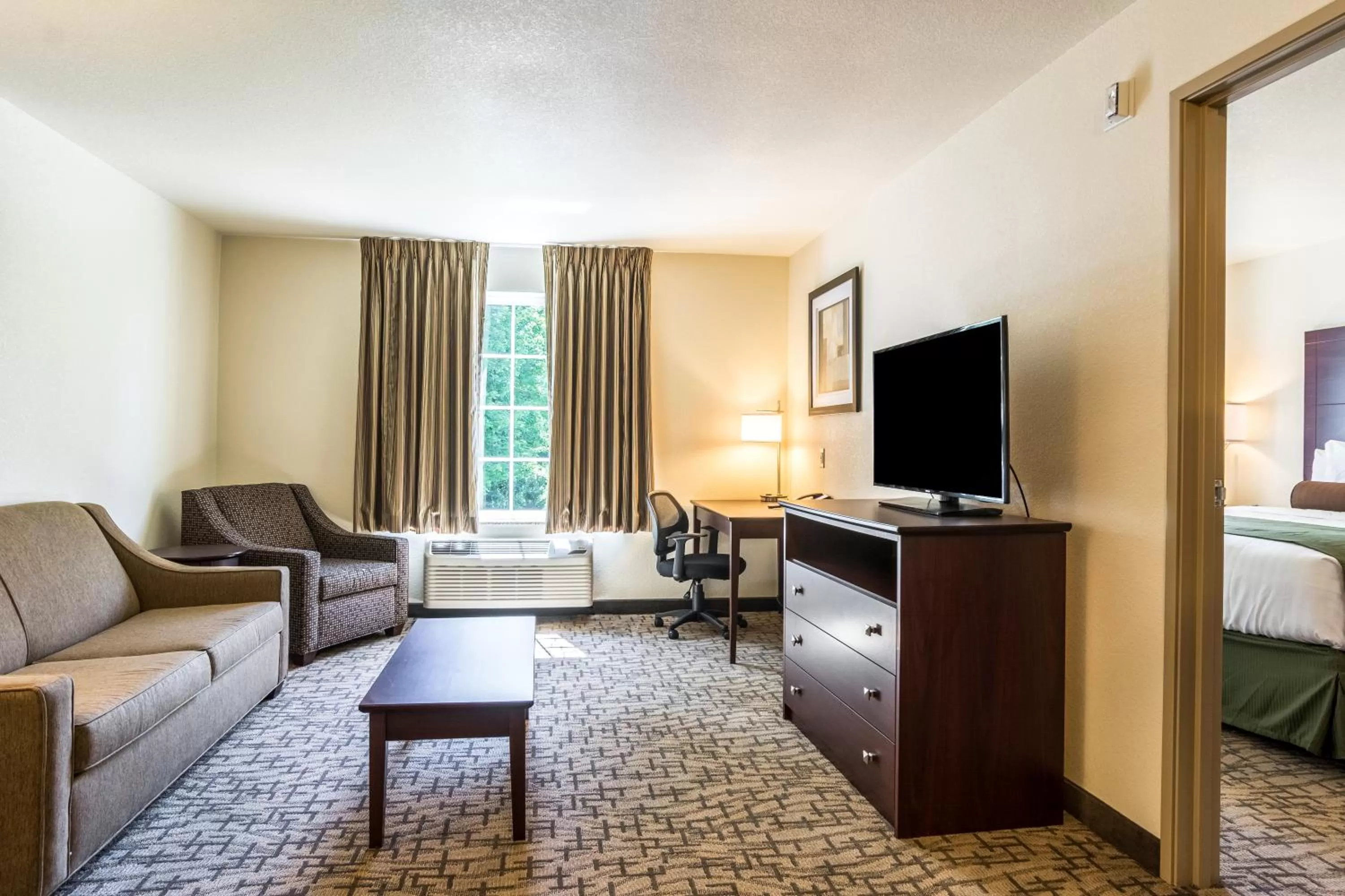 Family Suite in Cobblestone Hotel & Suites - Torrington