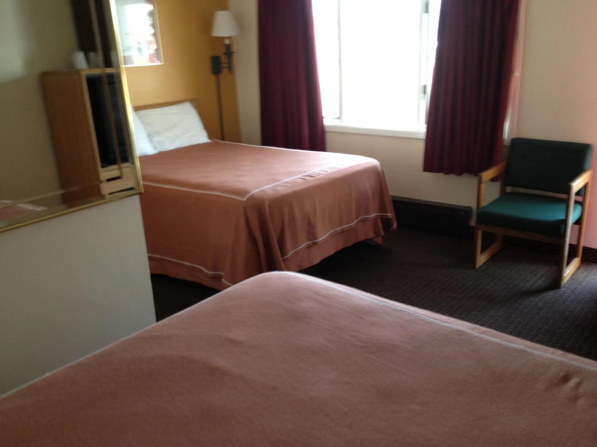 Room with Two Double Beds - Non-Smoking in Caravan Motel