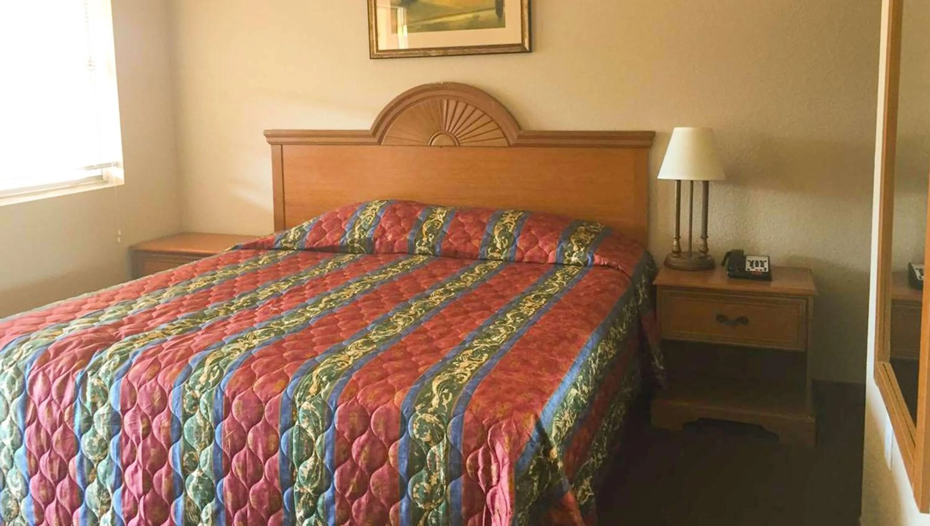 King Room - Non-Smoking in Budget Inn Ardmore OK