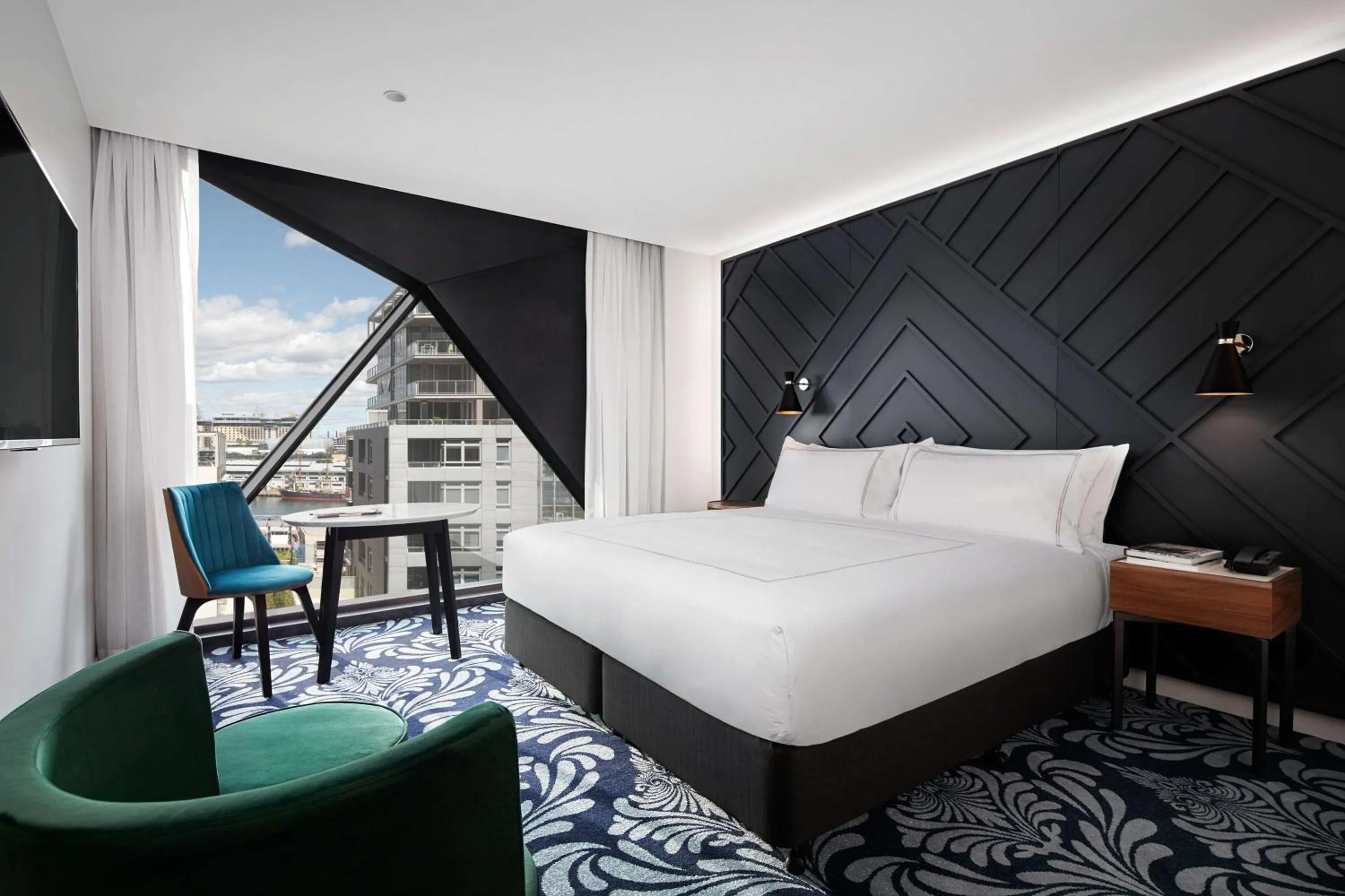 King Waratah Premium Room in West Hotel Sydney, Curio Collection by Hilton