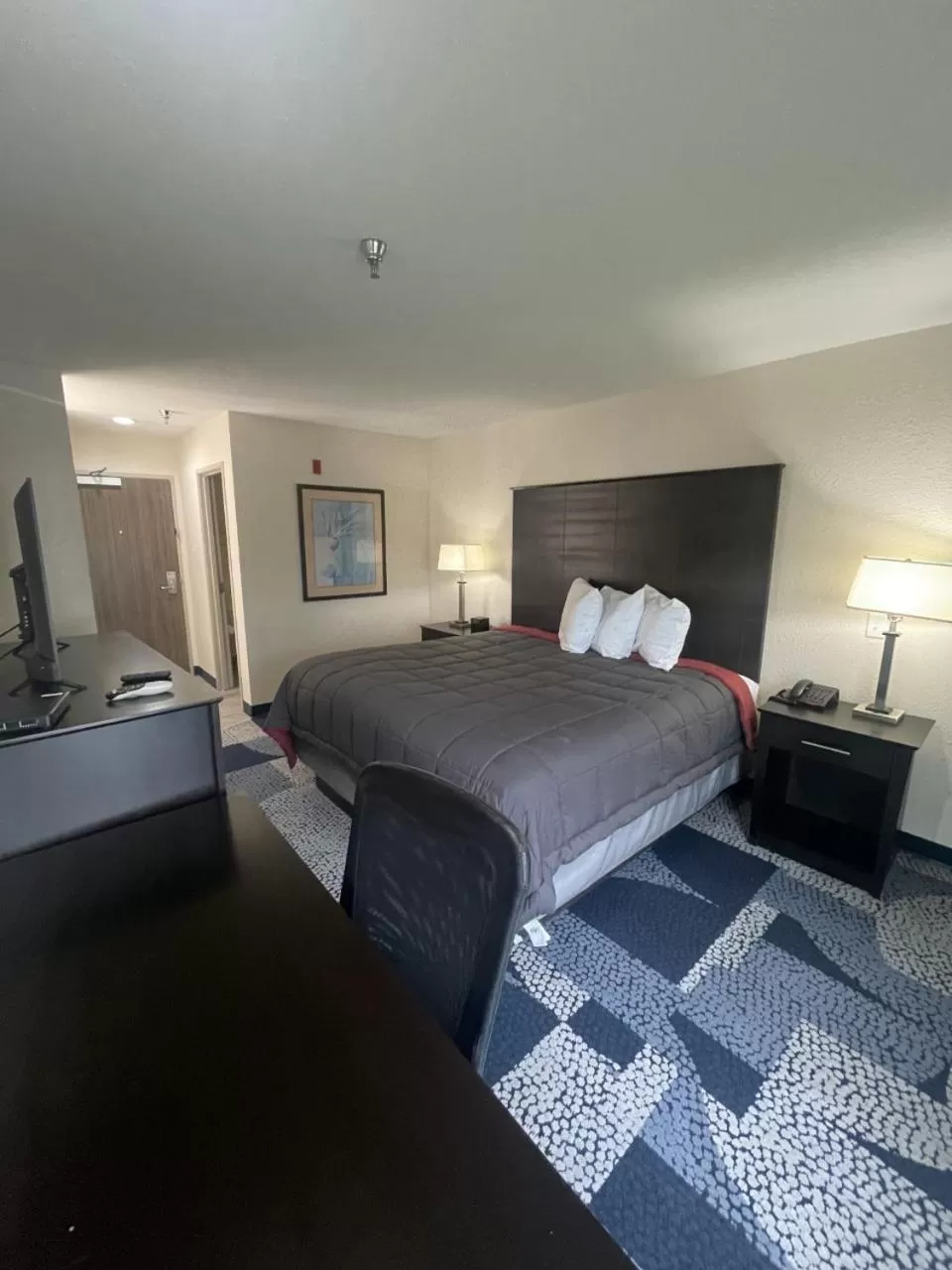 King Room in Fairway Inn Iowa-Lake Charles