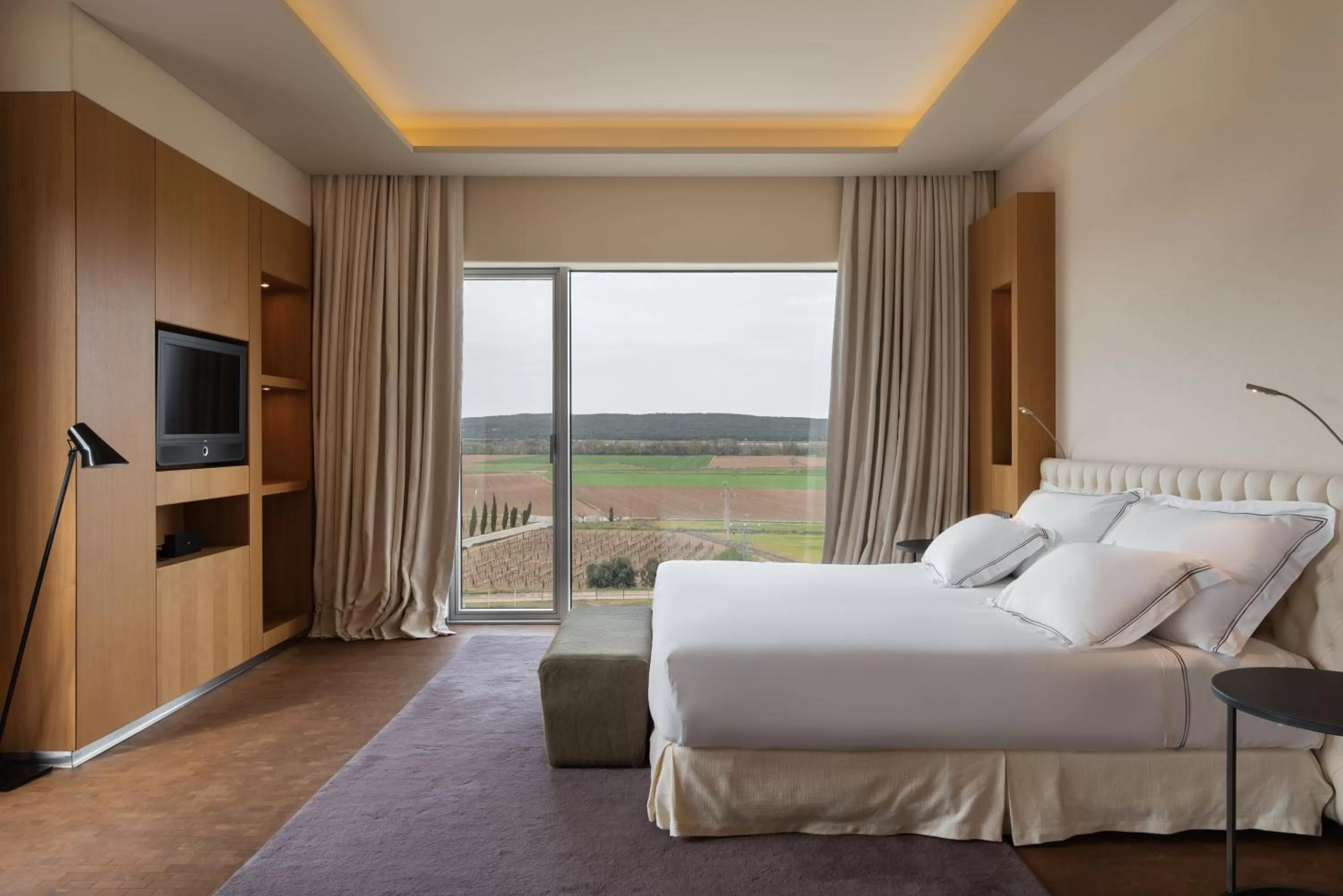 Royal Suite Premium in Valbusenda Hotel Bodega & Spa