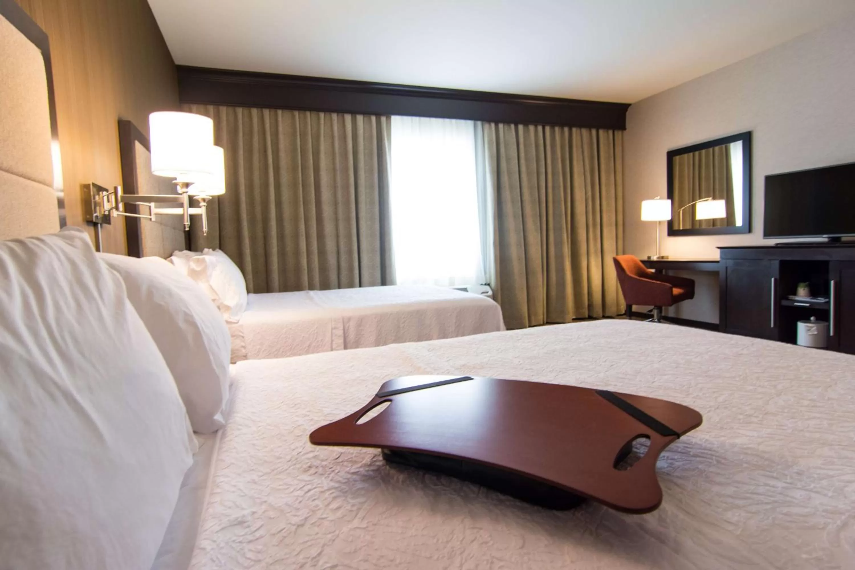 Queen Room with Two Queen Beds - Mobility and Hearing Access/Non-Smoking in Hampton Inn Orange City