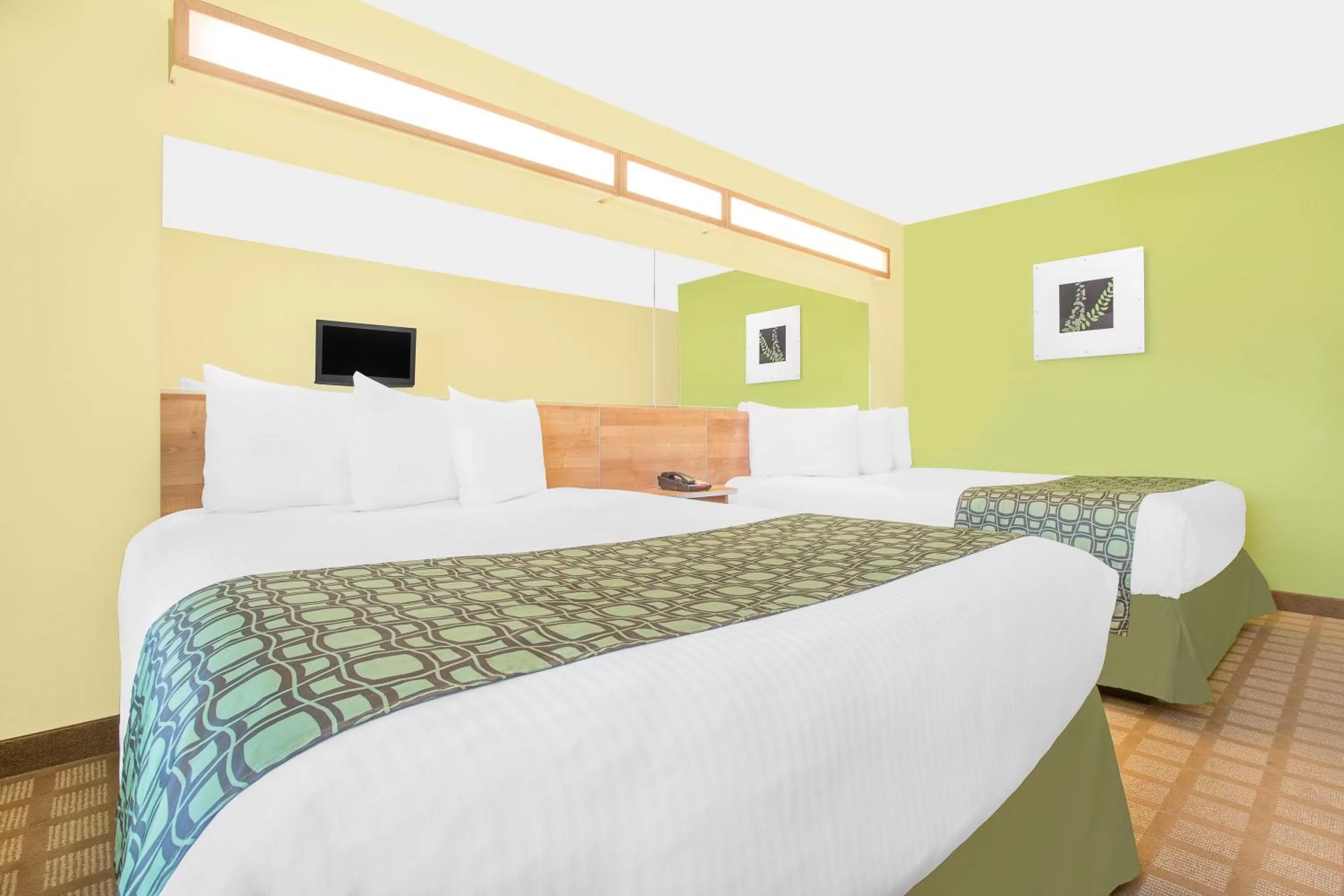 Queen Room with Two Queen Beds - Disability Access/Non-Smoking in Microtel Inn & Suites by Wyndham Tuscumbia/Muscle Shoals