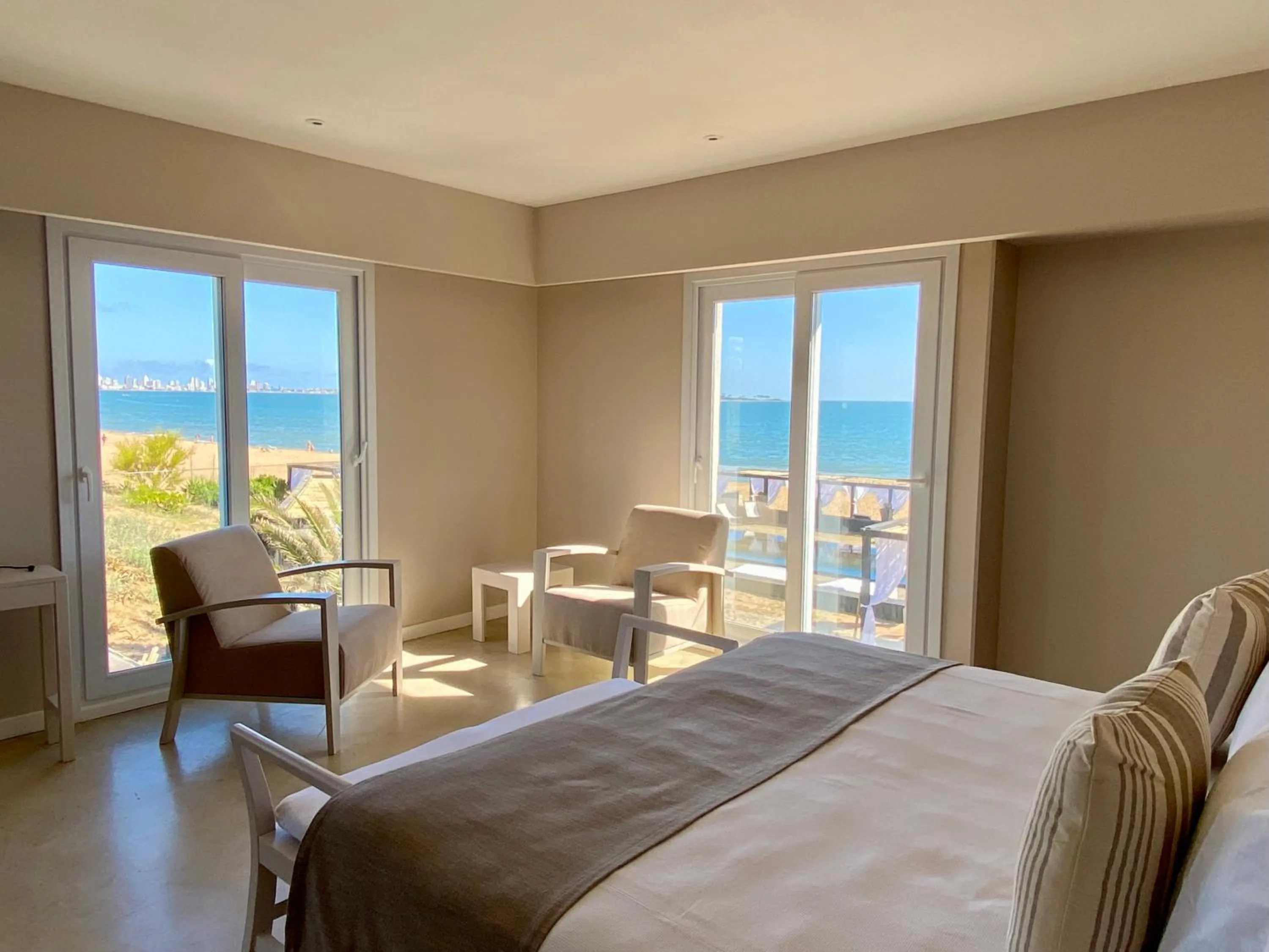 Deluxe Double Room with Sea View in Serena Hotel - Punta del Este - Unico sobre la Playa