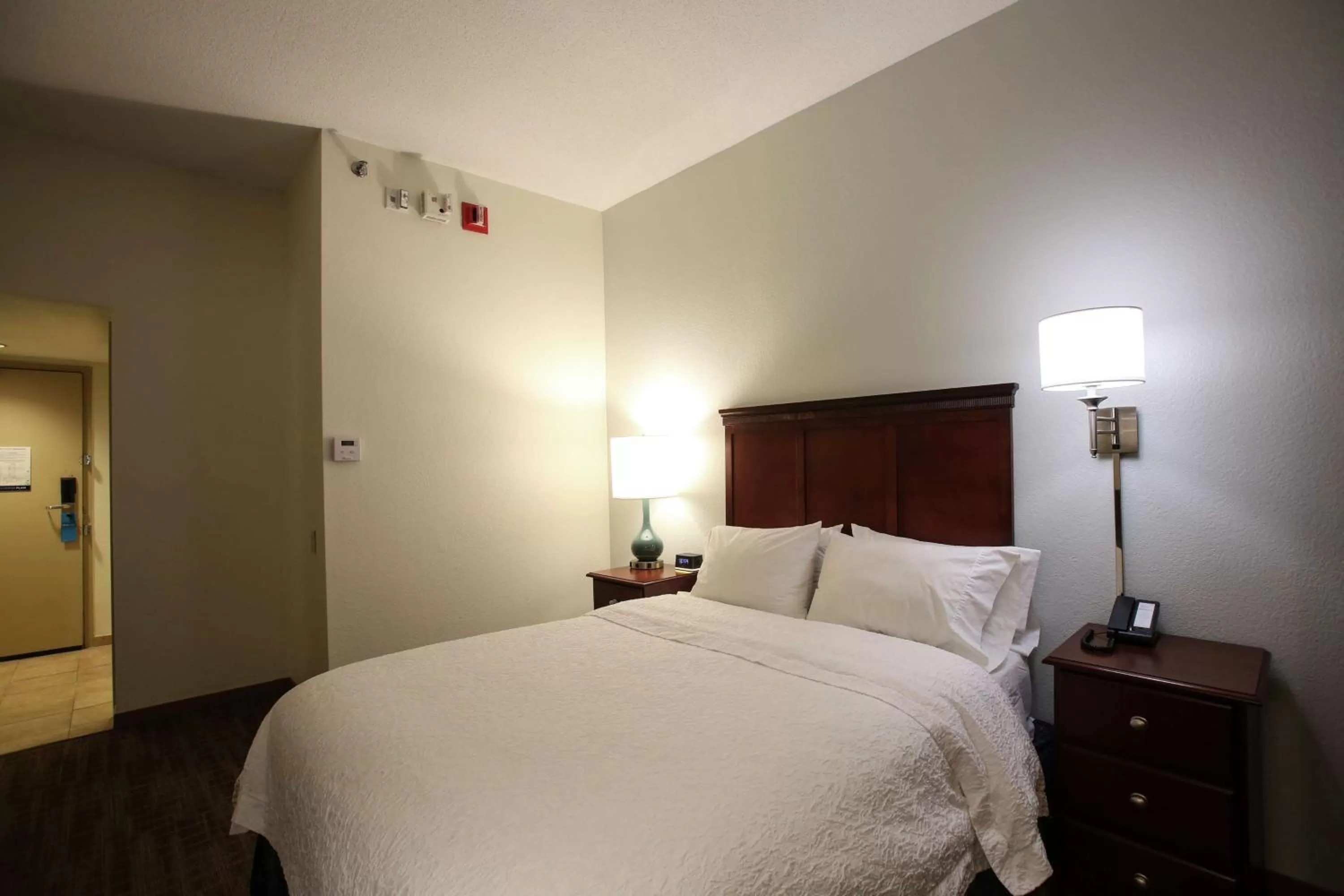 Double Room Accessible with Tub Non-Smoking in Hampton Inn Beckley