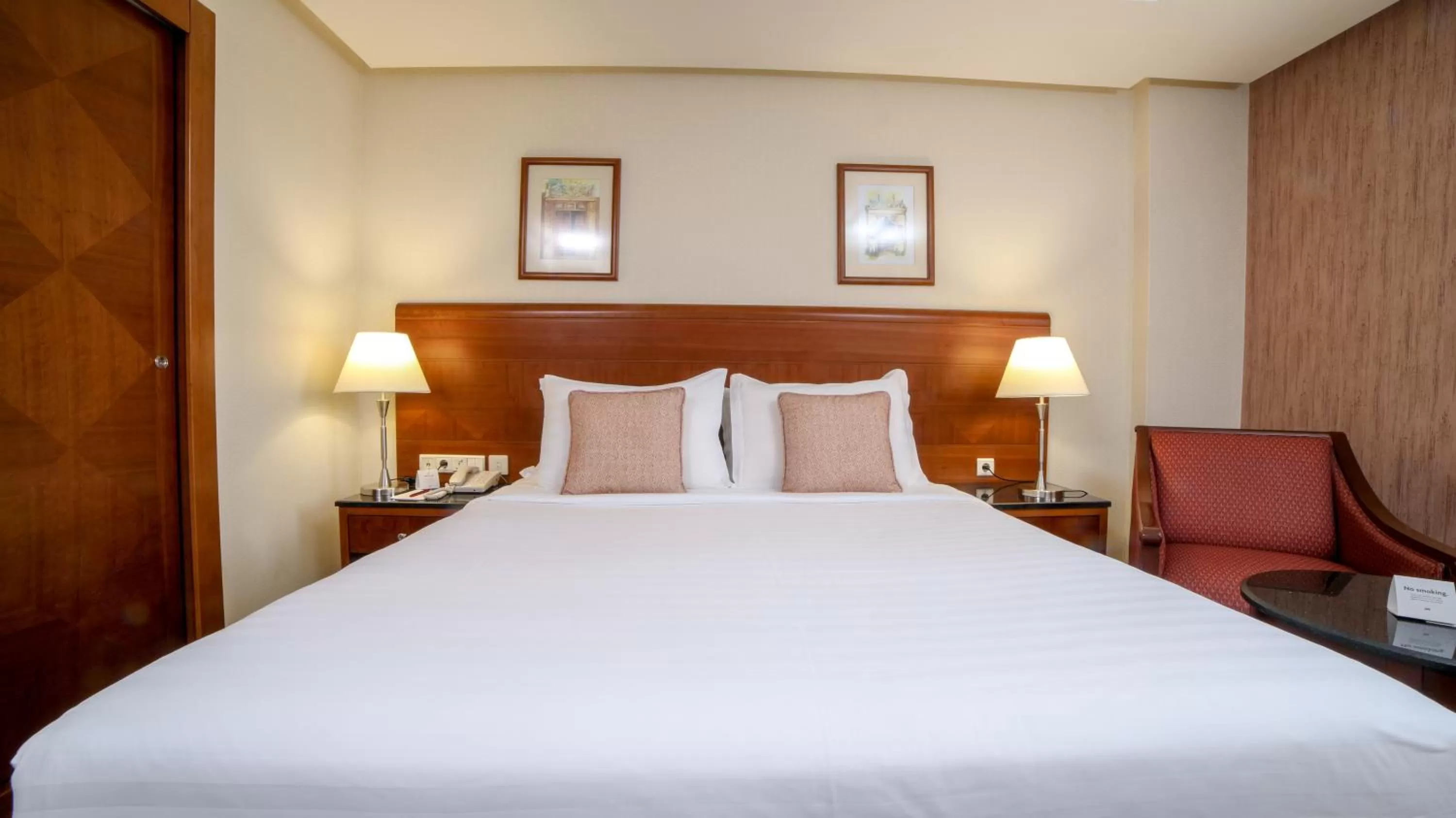 Standard King Room - single occupancy - Accessible in Crowne Plaza Riyadh Palace by IHG
