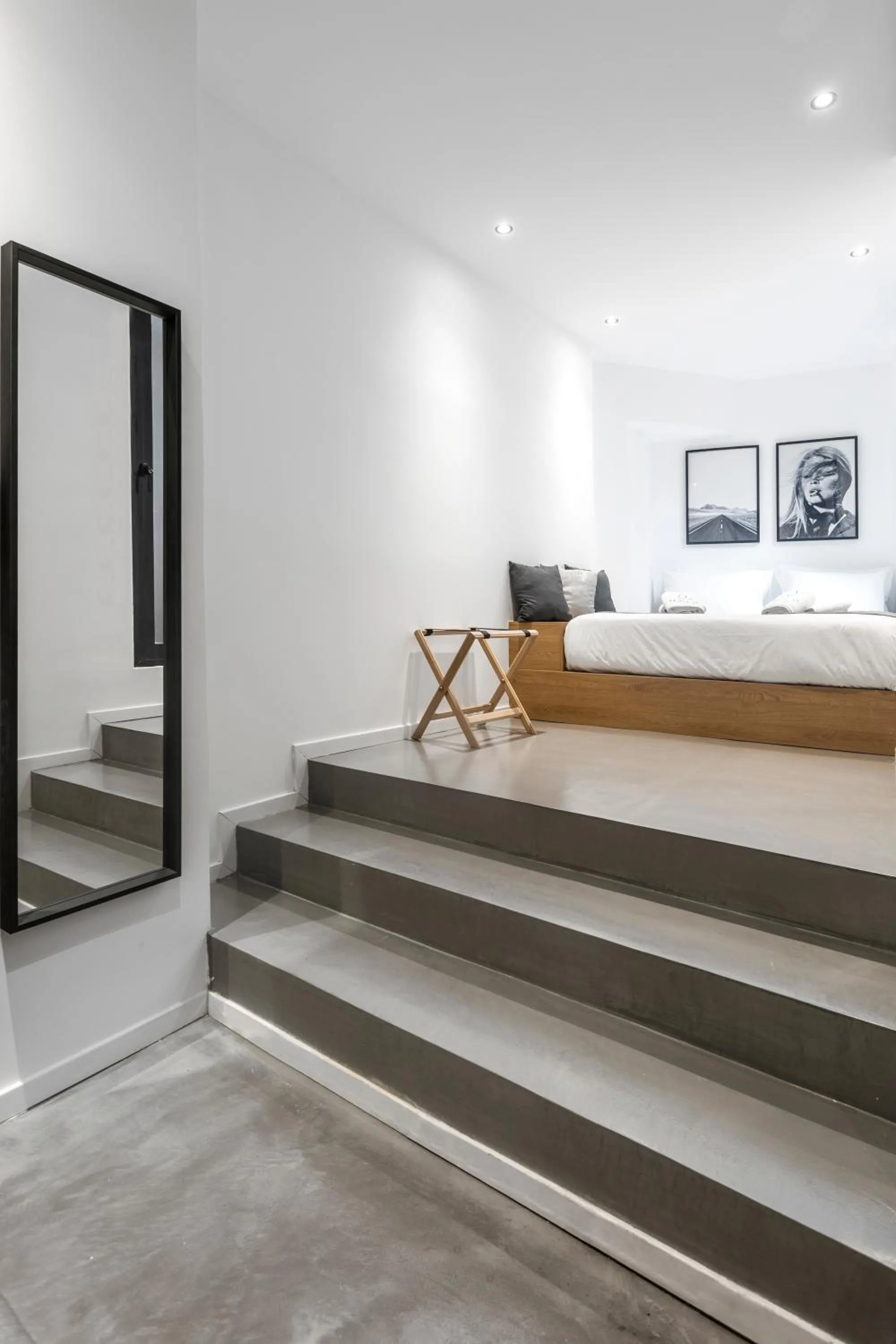 Bed in Melo Athens