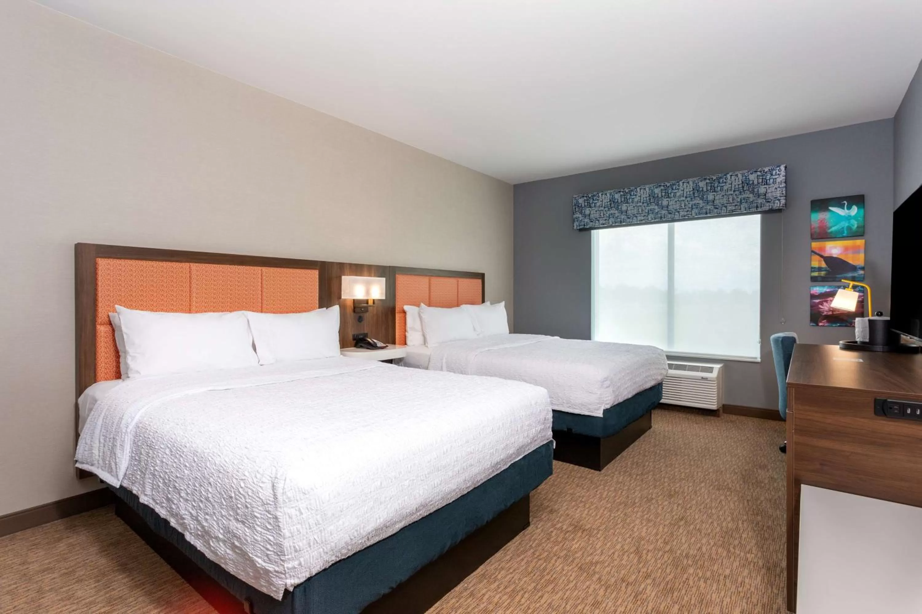 Queen Room with Two Queen Beds in Hampton Inn Marianna I-10