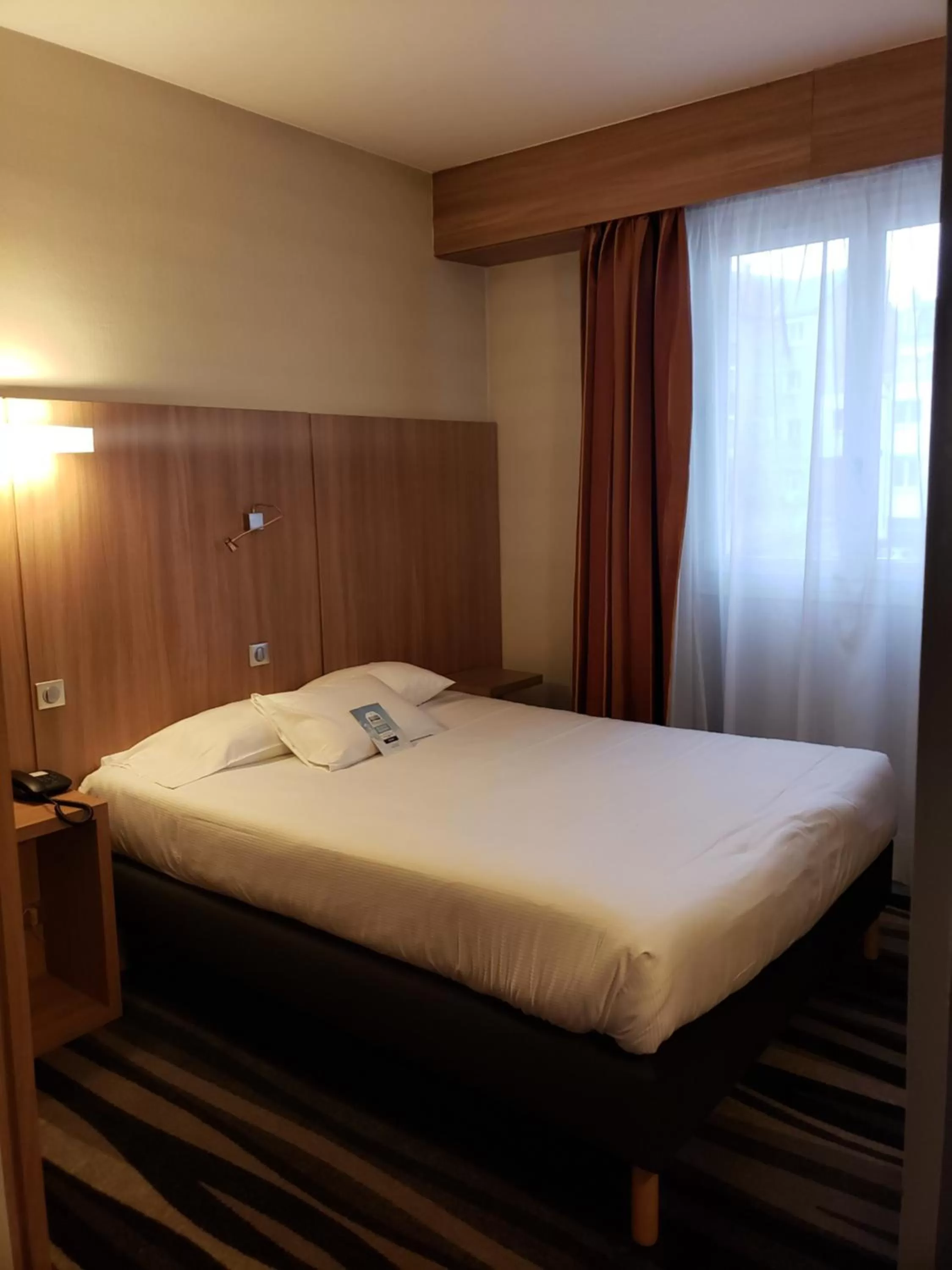 1 Double Bed 2 Single Beds in Kyriad Hotel Tours Centre