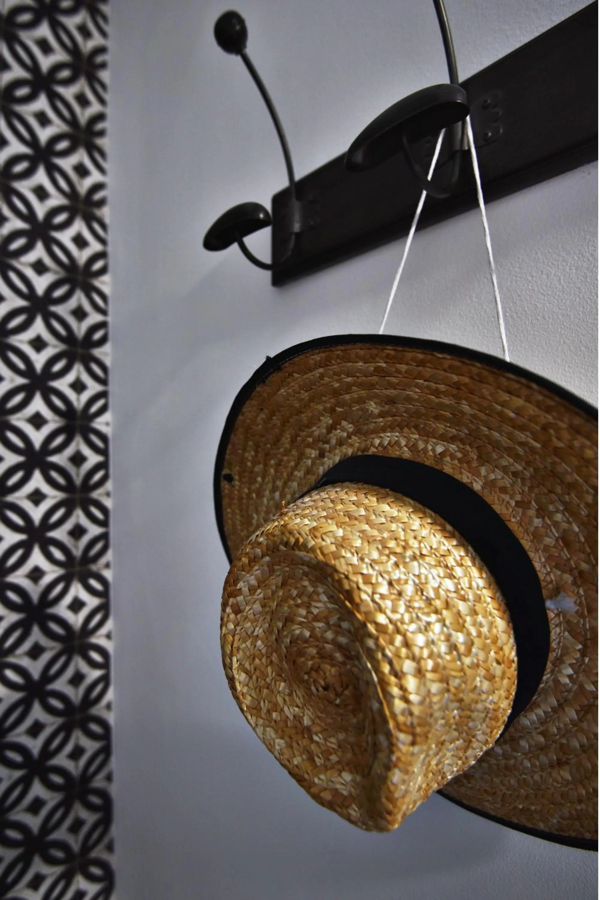 Single Room with Private Bathroom in Arty Paris Porte de Versailles by River