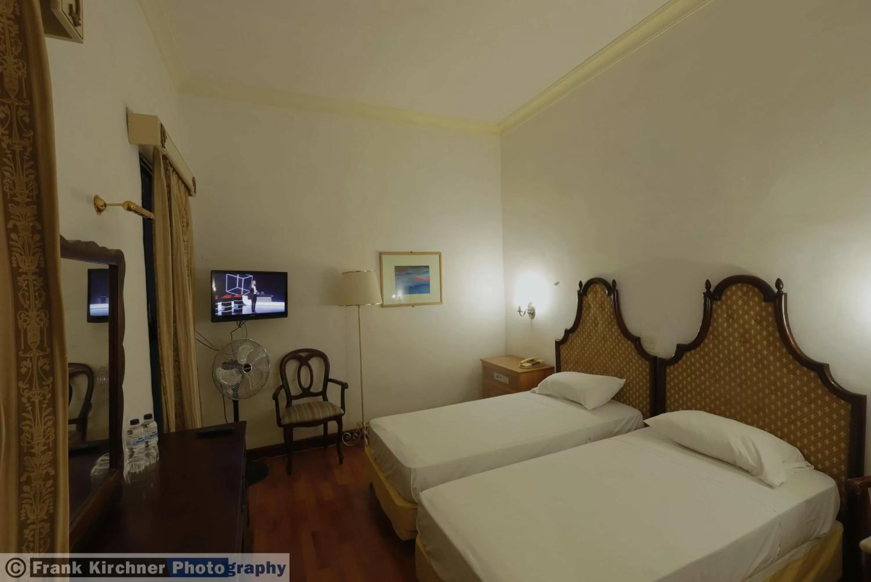 Economy Twin Room in Hotel Castille
