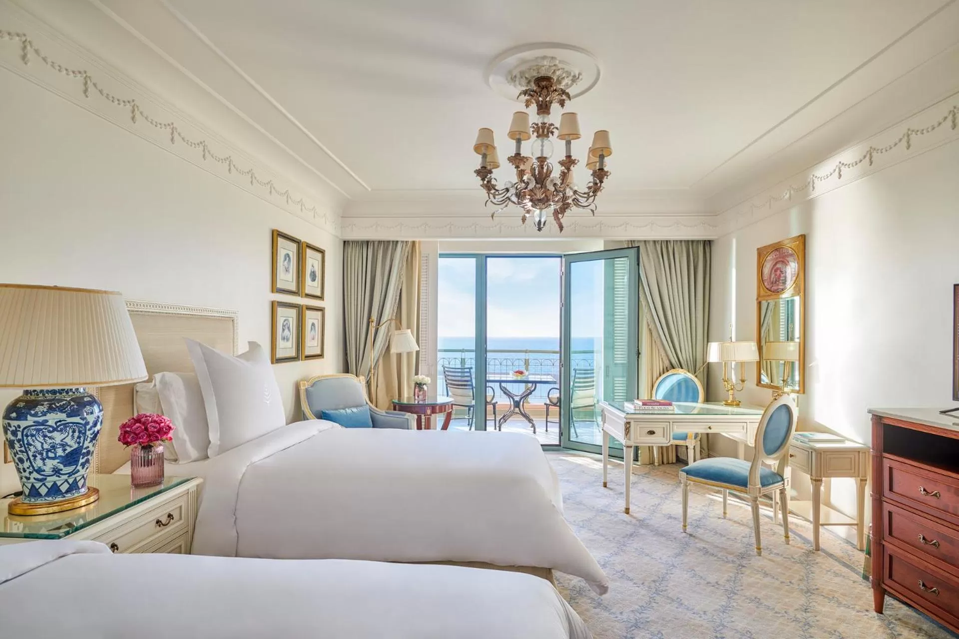 Twin Room with Sea View  in Four Seasons Hotel Alexandria At San Stefano