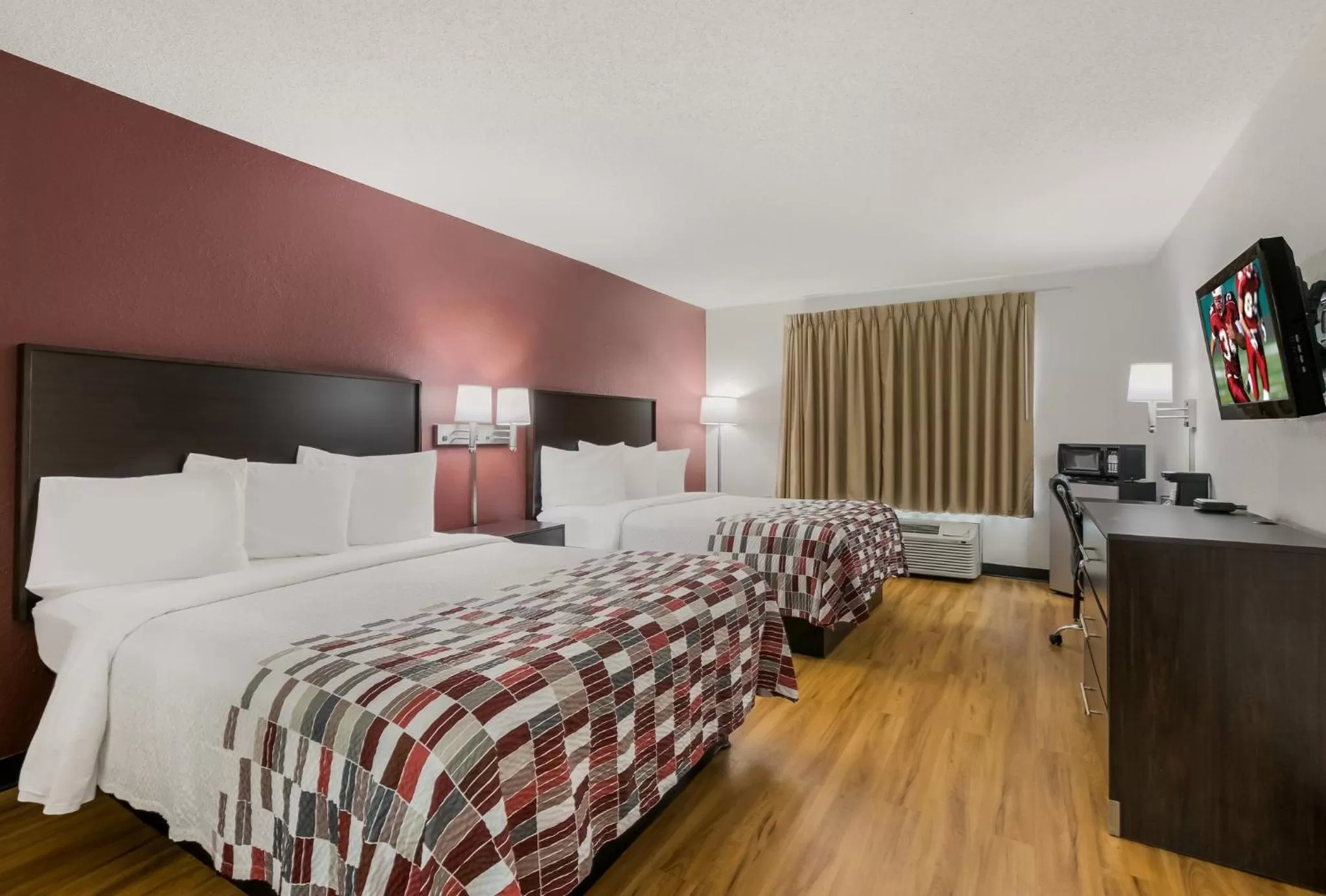 Deluxe Queen Room with Two Queen Beds - Non-Smoking in Red Roof Inn & Suites Knoxville East