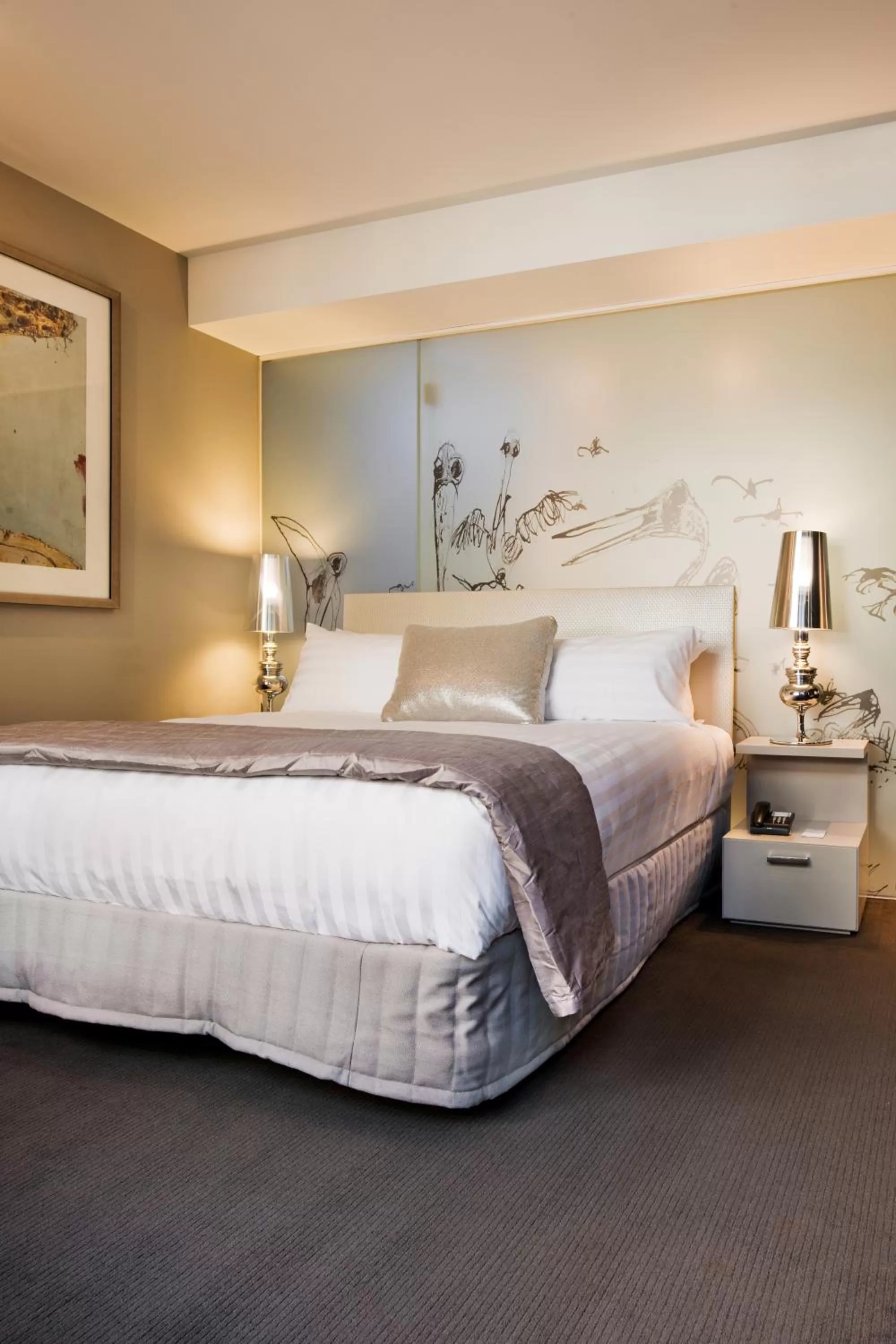 Deluxe Studio Suite Twin in The Olsen Melbourne Art Series